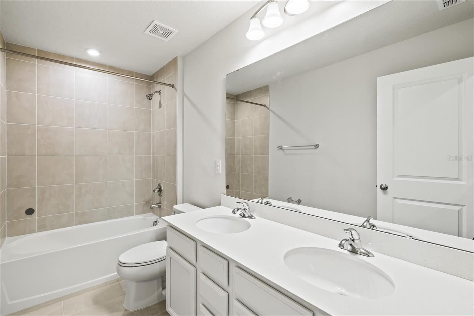 Image 29 of 91 For 5429 Spanish Moss Cove