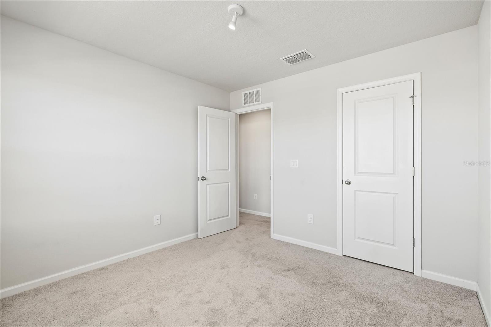 Image 30 of 91 For 5429 Spanish Moss Cove