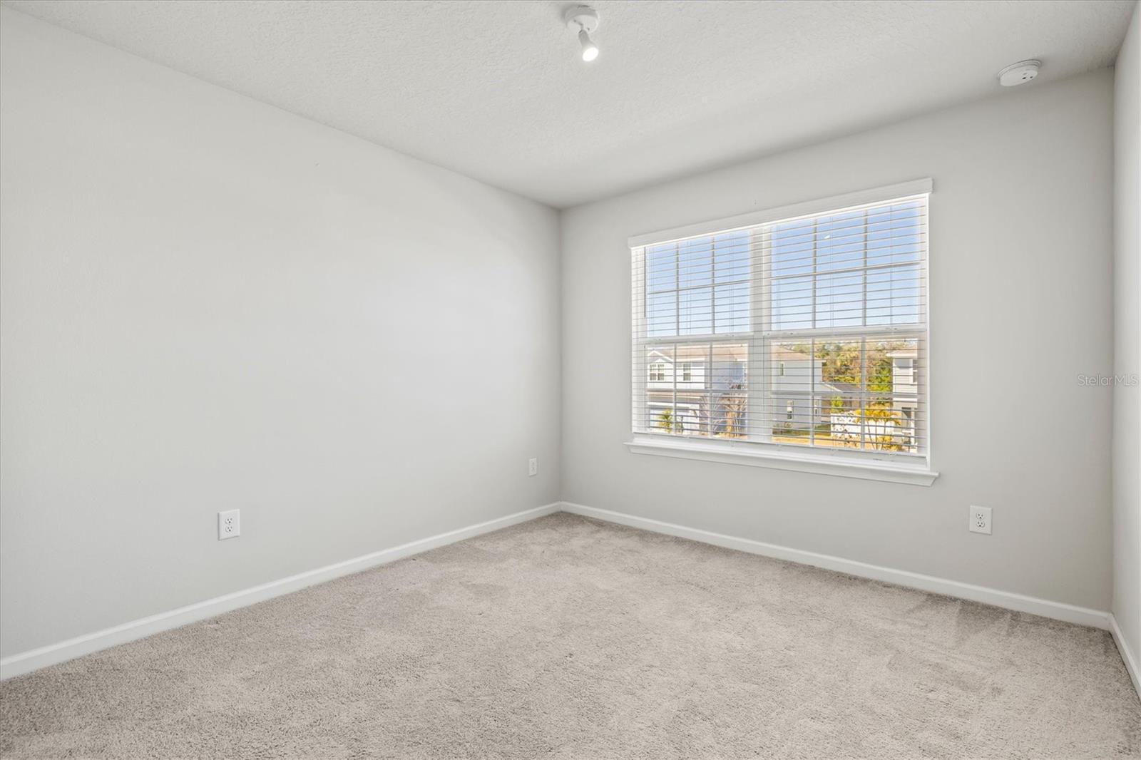 Image 32 of 91 For 5429 Spanish Moss Cove