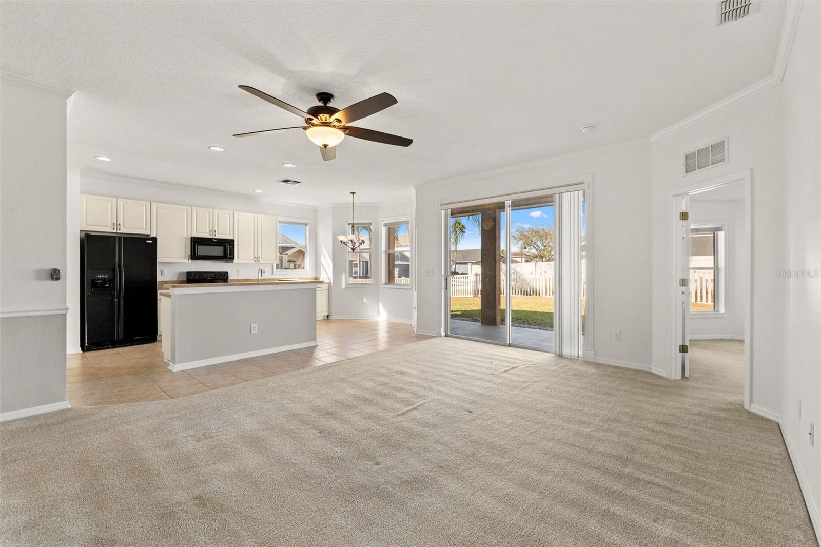 Image 21 of 66 For 17343 Lawn Orchid Loop