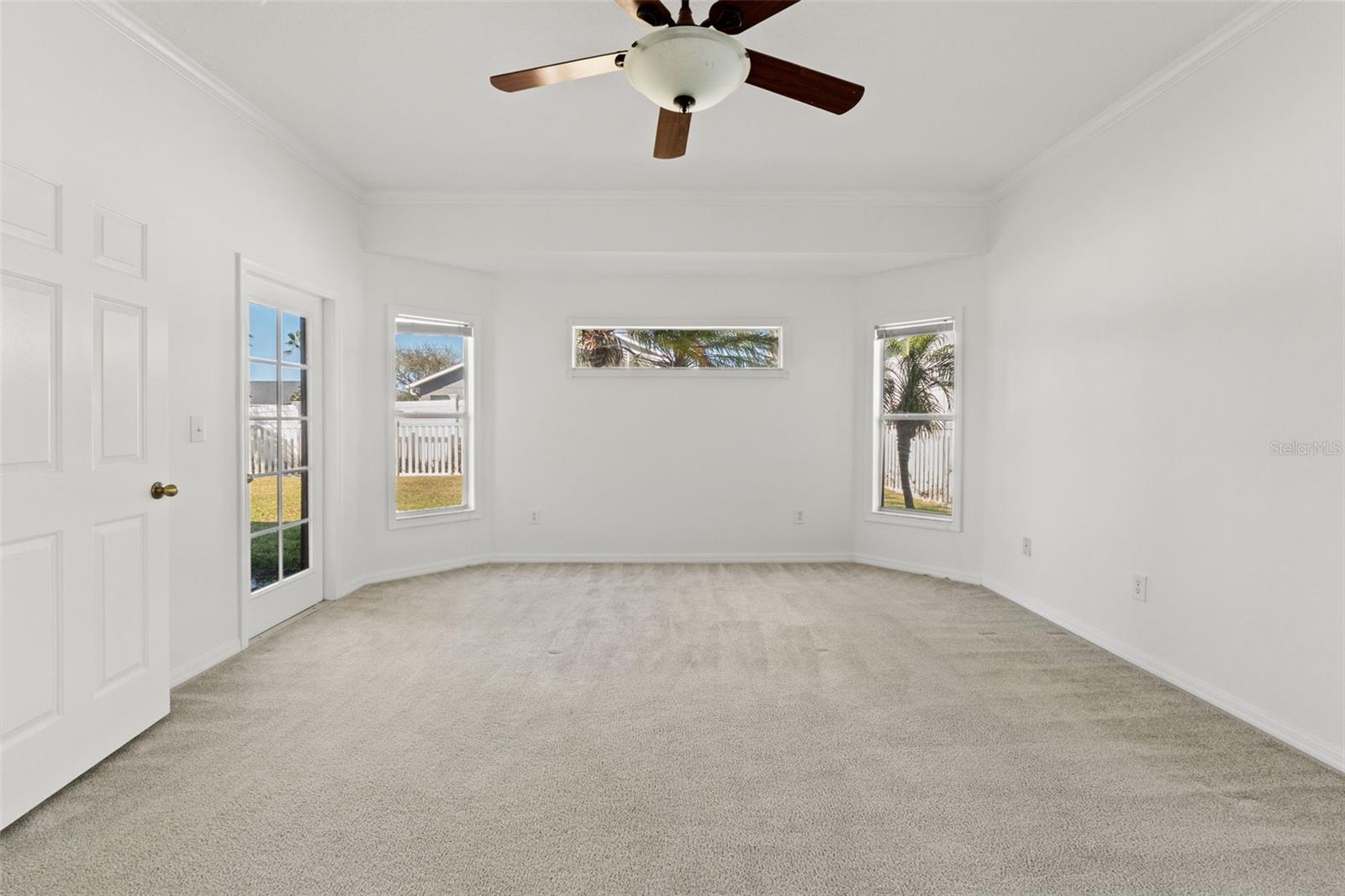 Image 32 of 66 For 17343 Lawn Orchid Loop