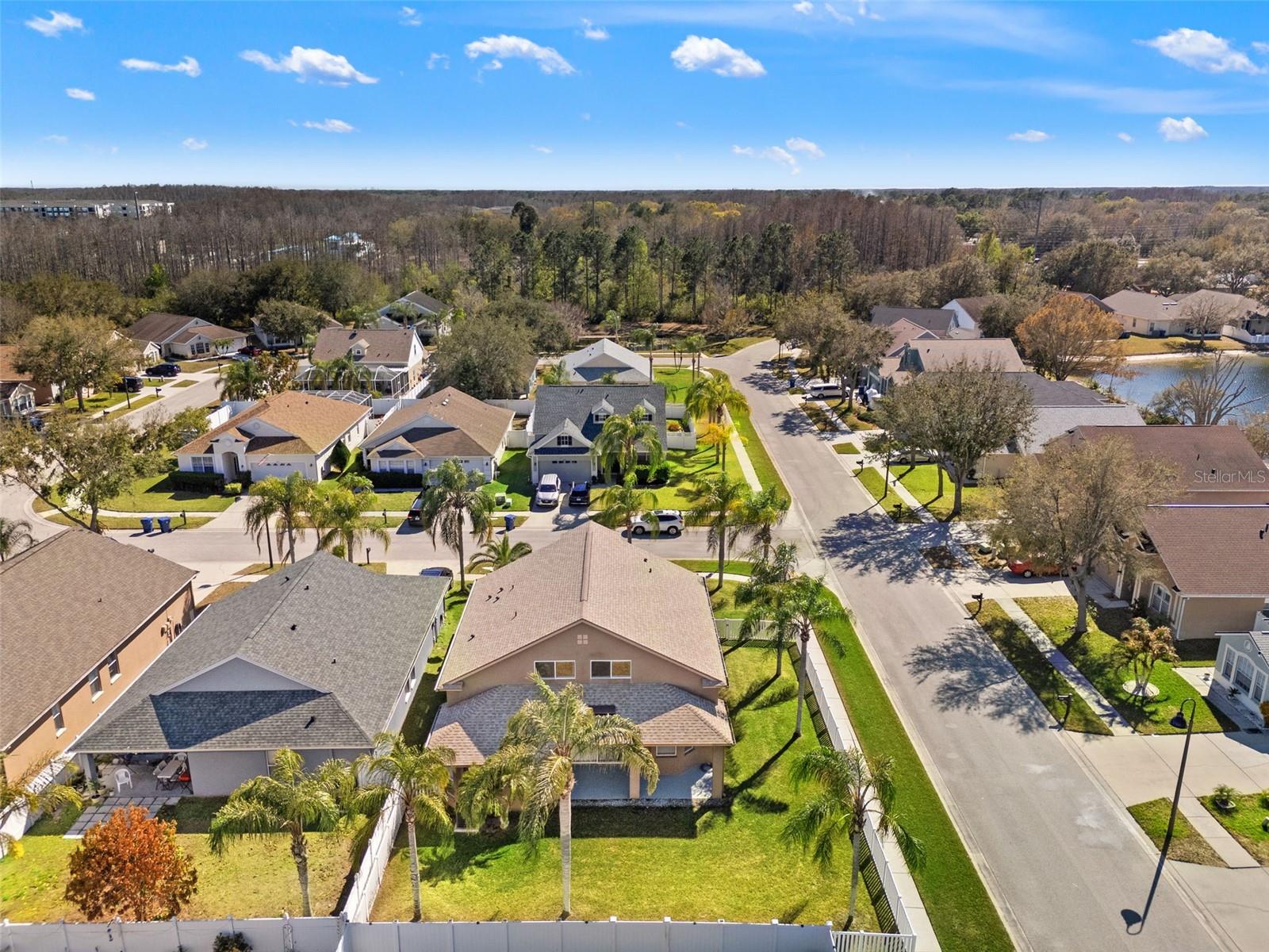 Image 4 of 66 For 17343 Lawn Orchid Loop