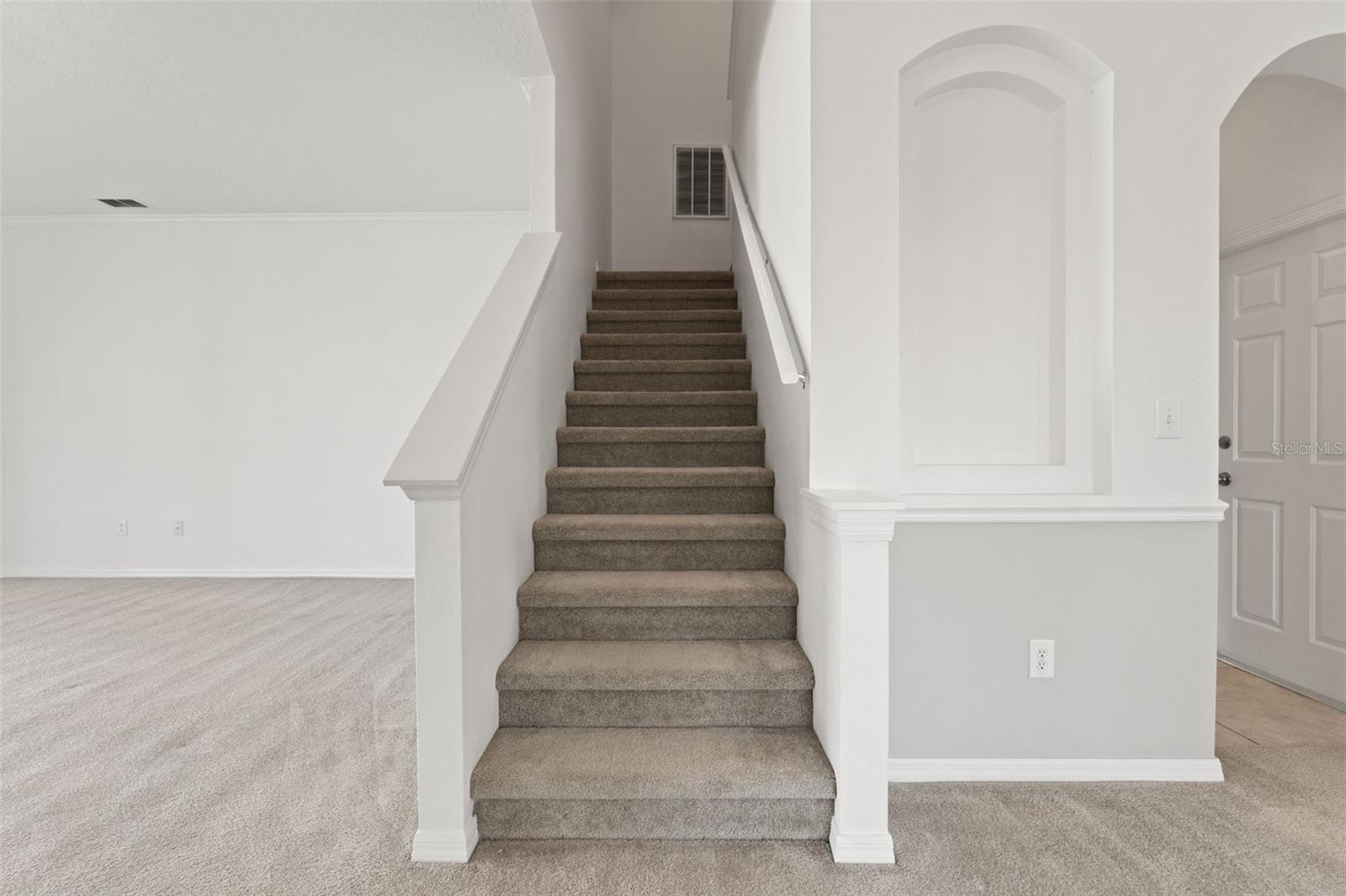 Image 41 of 66 For 17343 Lawn Orchid Loop