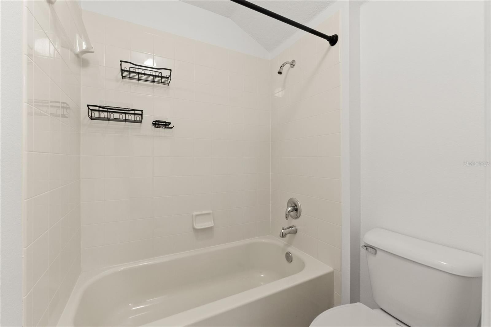 Image 48 of 66 For 17343 Lawn Orchid Loop