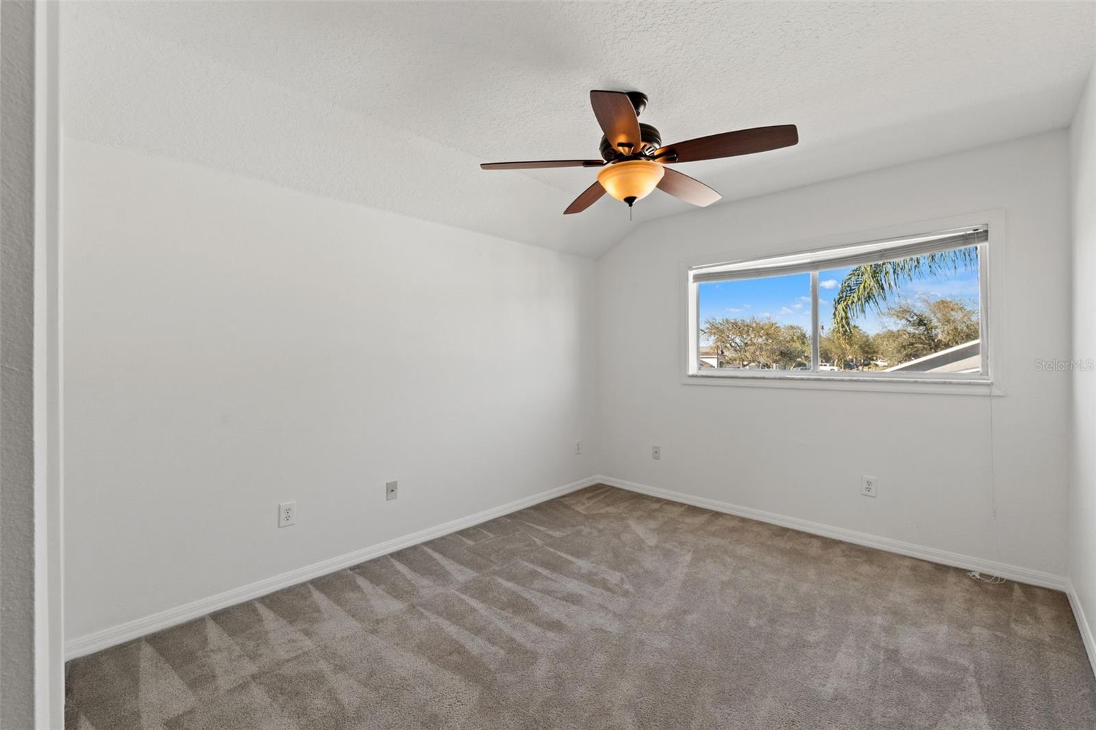 Image 50 of 66 For 17343 Lawn Orchid Loop