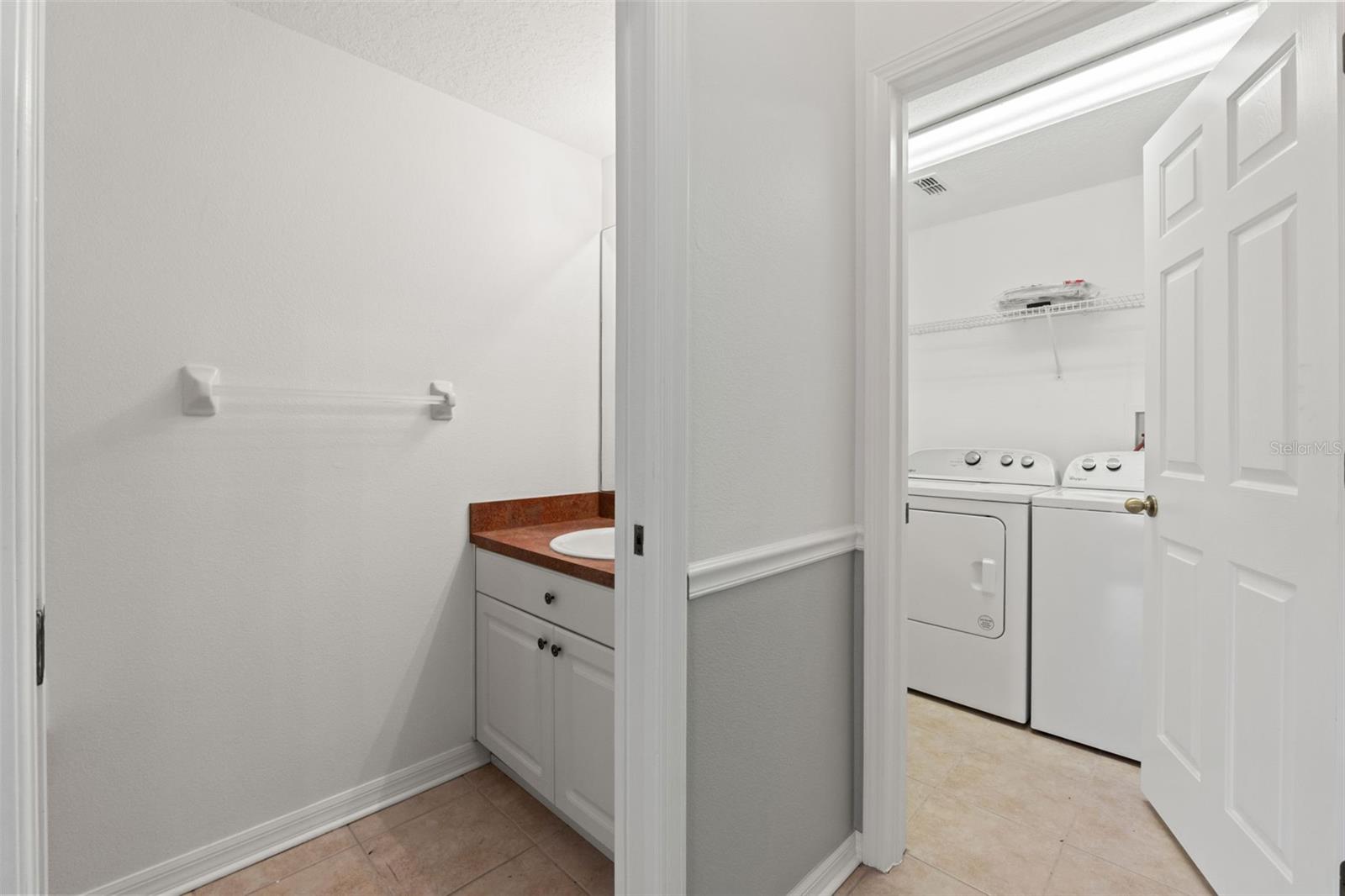 Image 56 of 66 For 17343 Lawn Orchid Loop