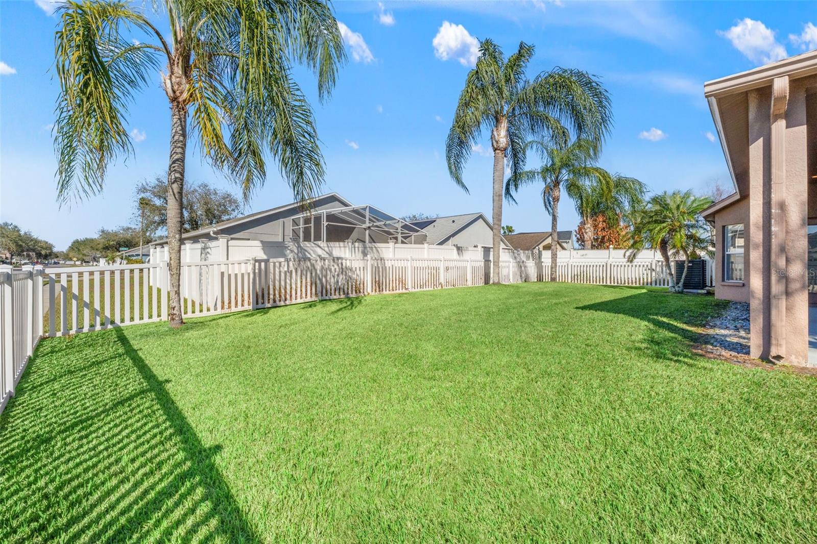 Image 63 of 66 For 17343 Lawn Orchid Loop