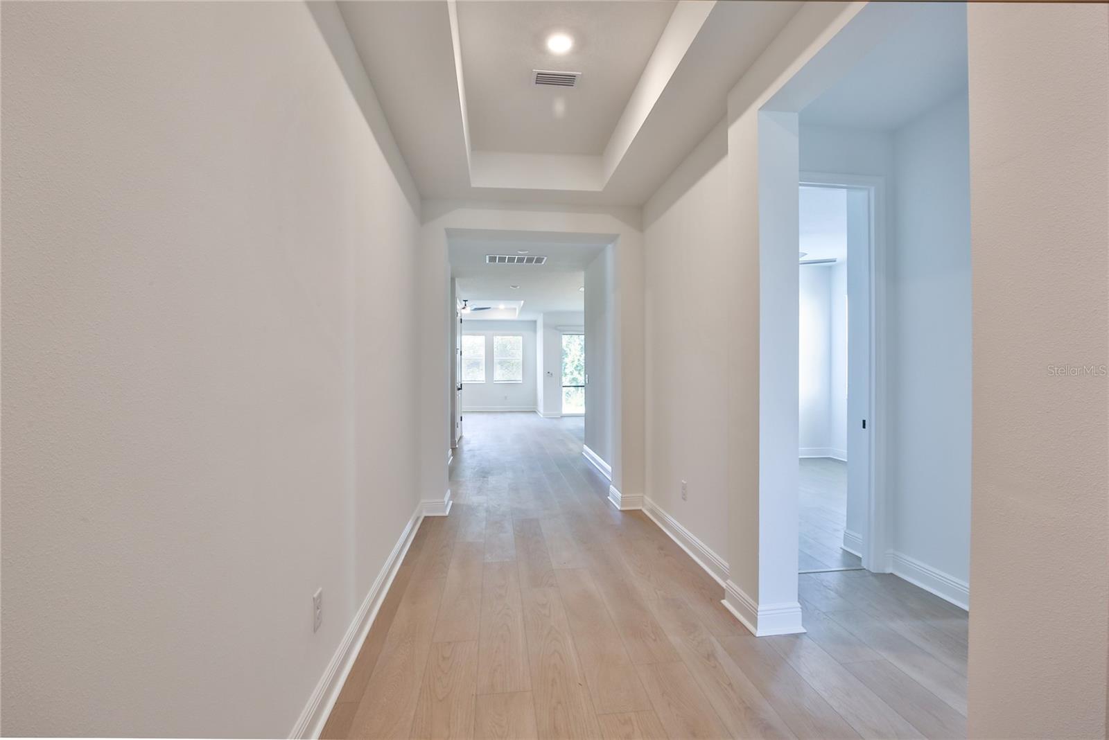 Image 4 of 52 For 17138 Savory Mist Circle