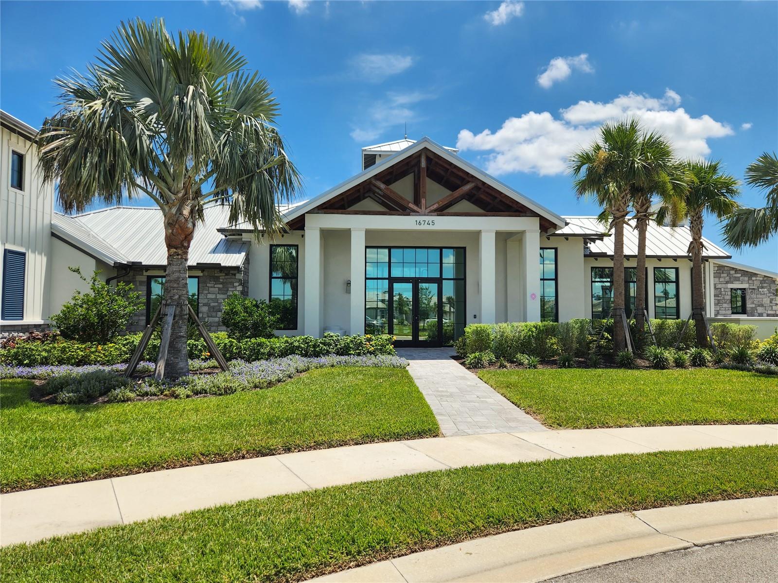 Image 42 of 52 For 17138 Savory Mist Circle