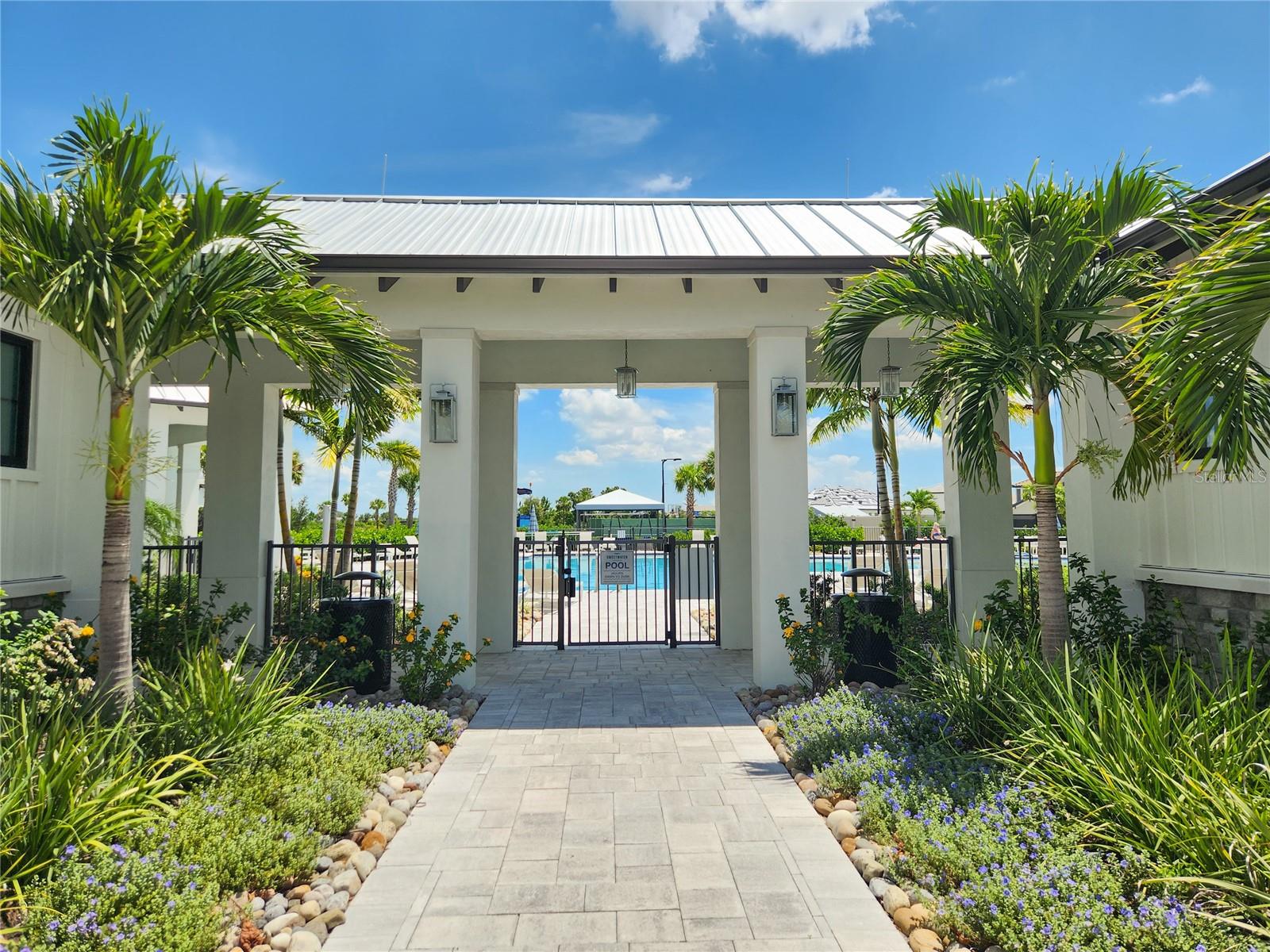 Image 43 of 52 For 17138 Savory Mist Circle