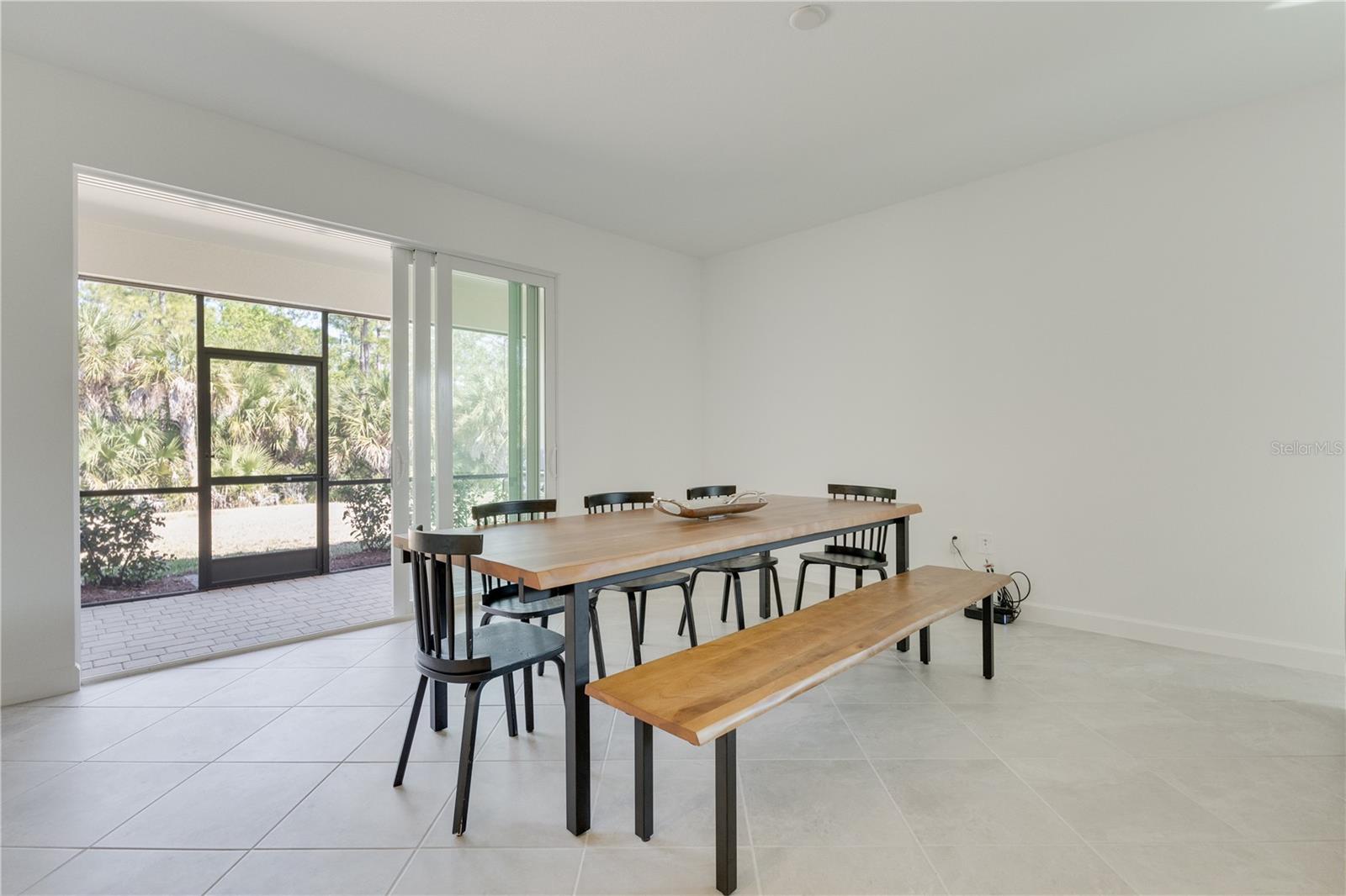 Image 14 of 40 For 3160 Weston Manor Drive