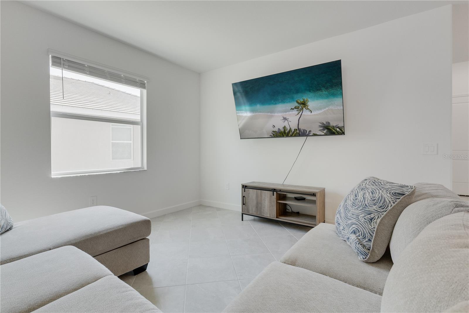 Image 7 of 40 For 3160 Weston Manor Drive