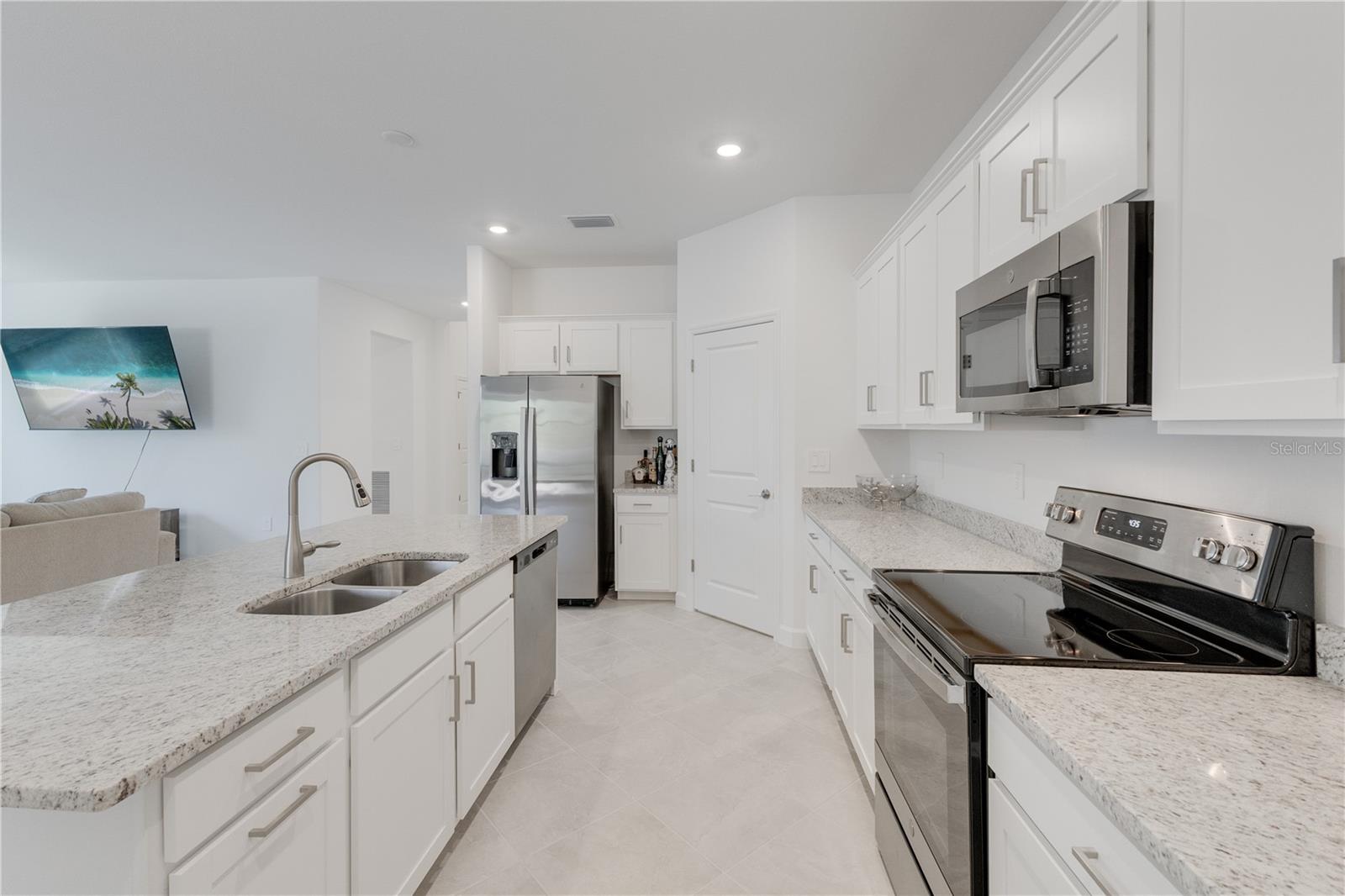 Image 9 of 40 For 3160 Weston Manor Drive