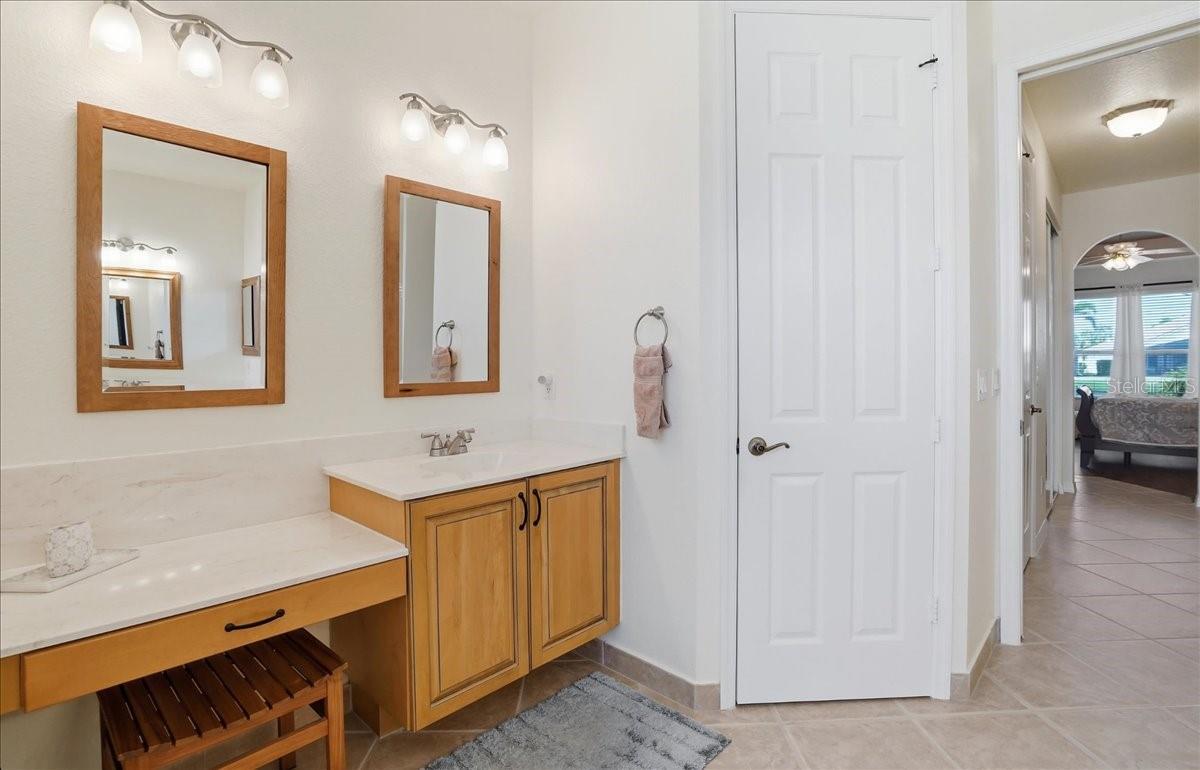 Image 30 of 61 For 6558 41st Court E