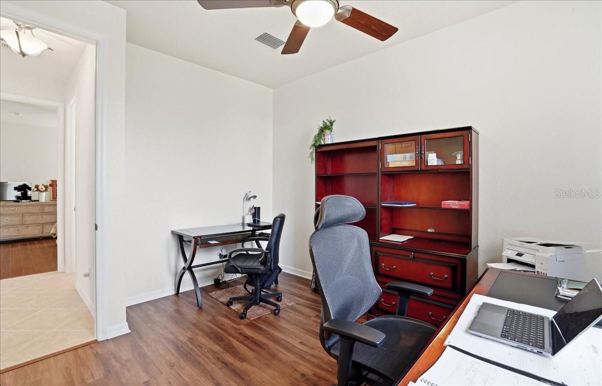 Image 35 of 61 For 6558 41st Court E