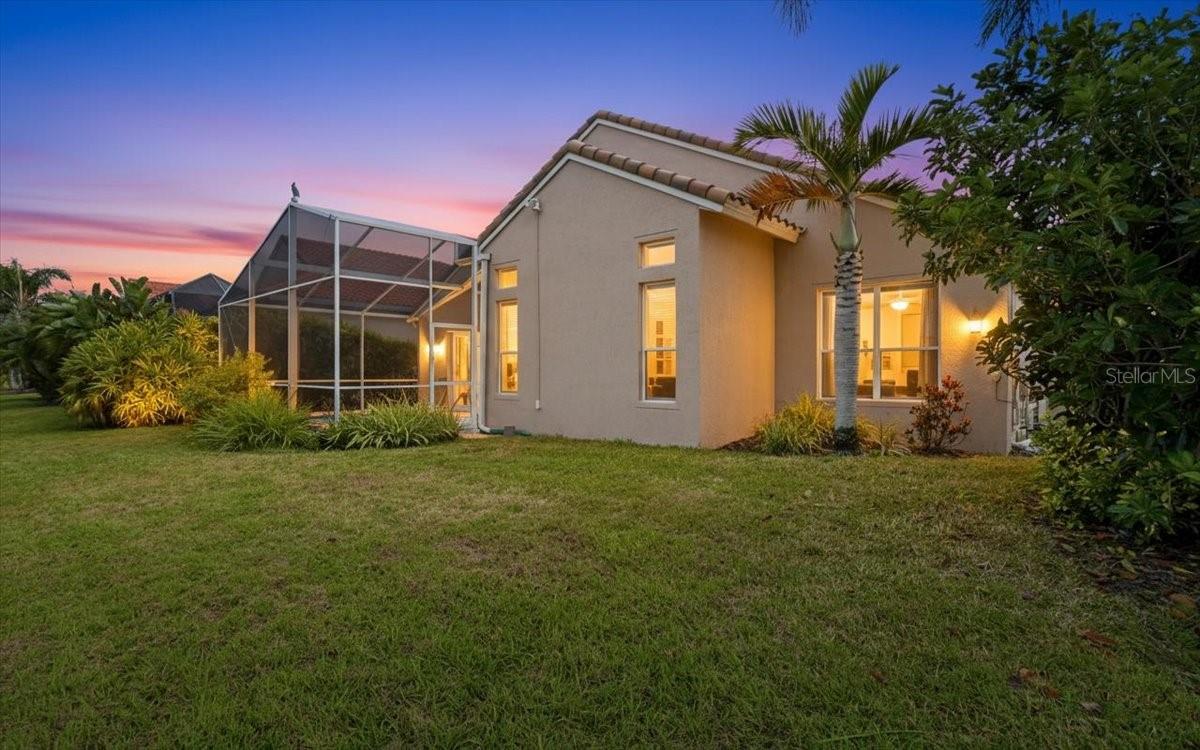 Image 41 of 61 For 6558 41st Court E