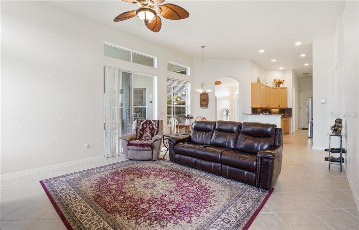 Image 8 of 61 For 6558 41st Court E