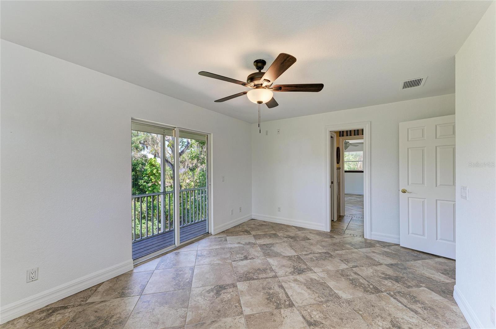 Image 63 of 100 For 820 Elm Street