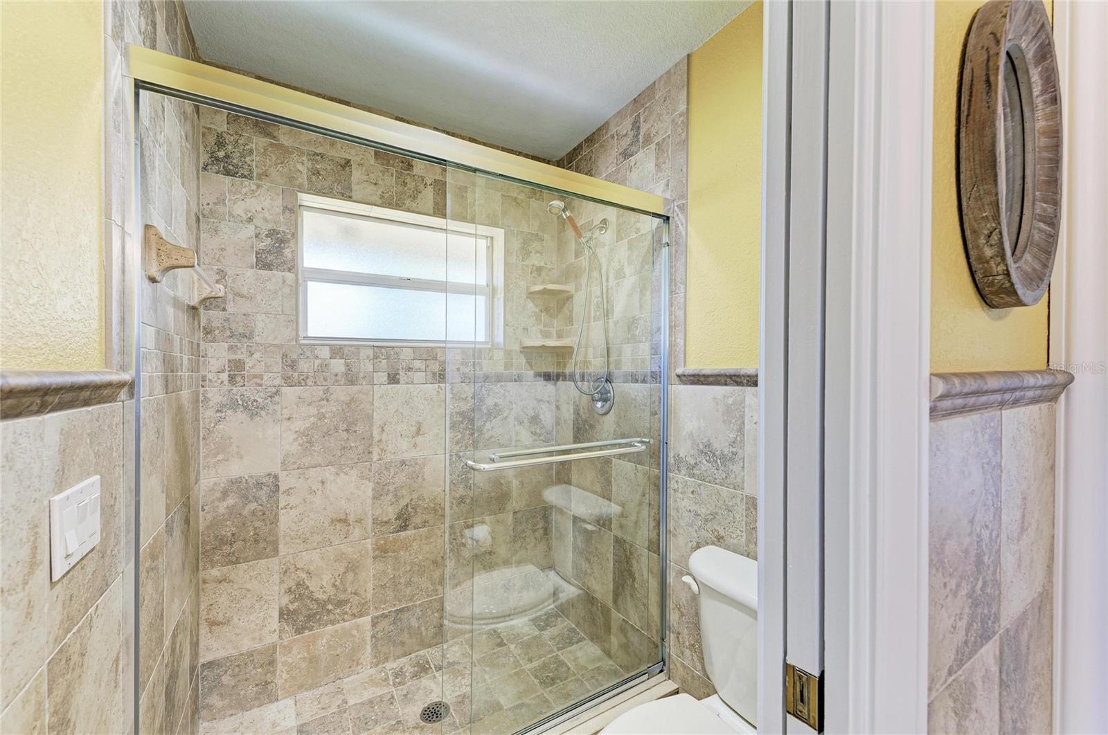 Image 67 of 100 For 820 Elm Street