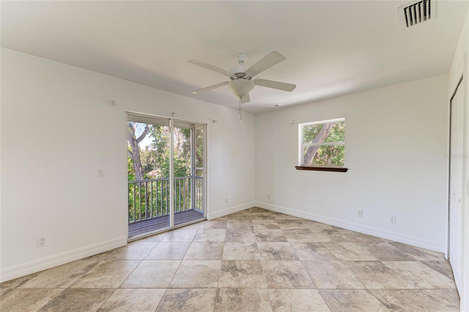 Image 69 of 100 For 820 Elm Street