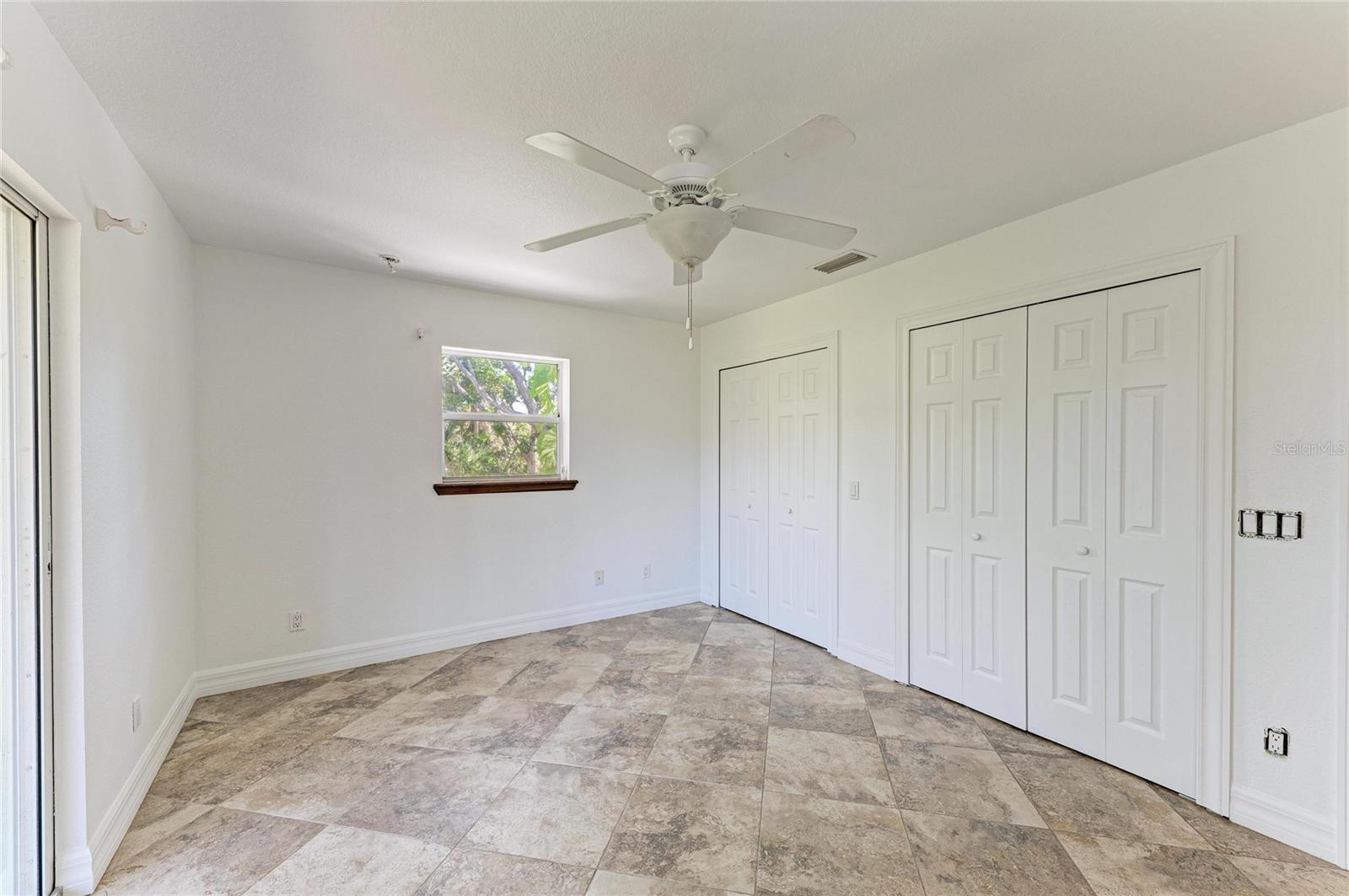 Image 70 of 100 For 820 Elm Street