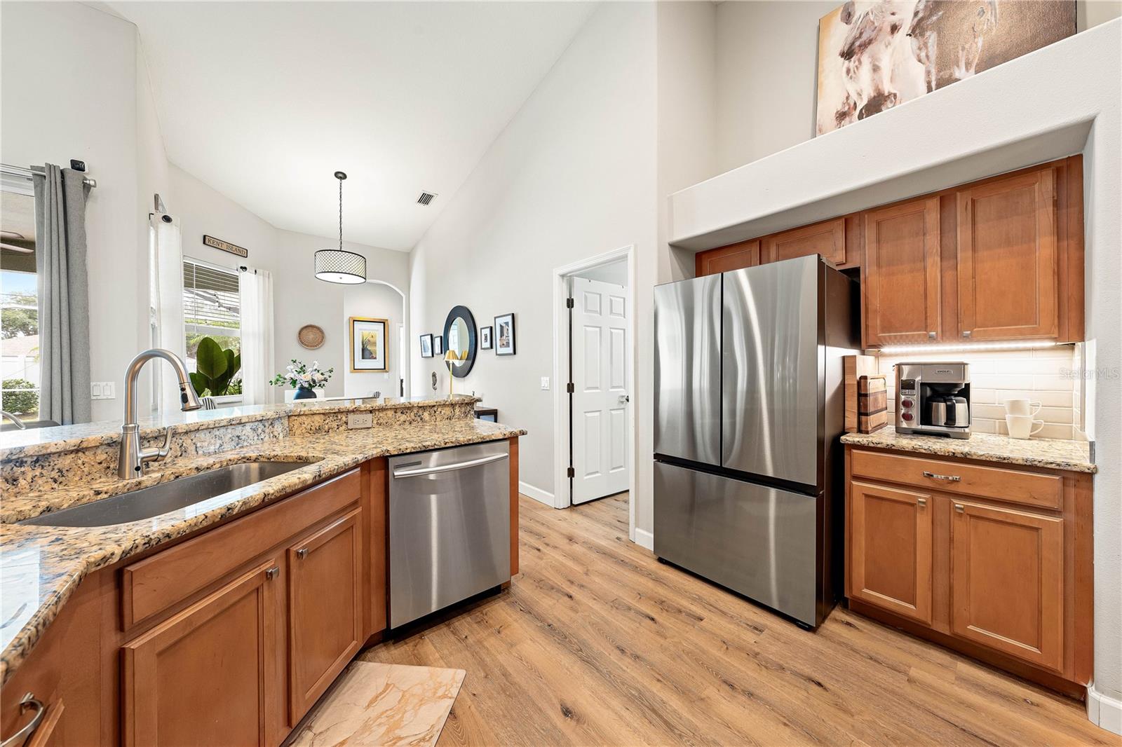 Image 14 of 43 For 6750 64th Terrace E