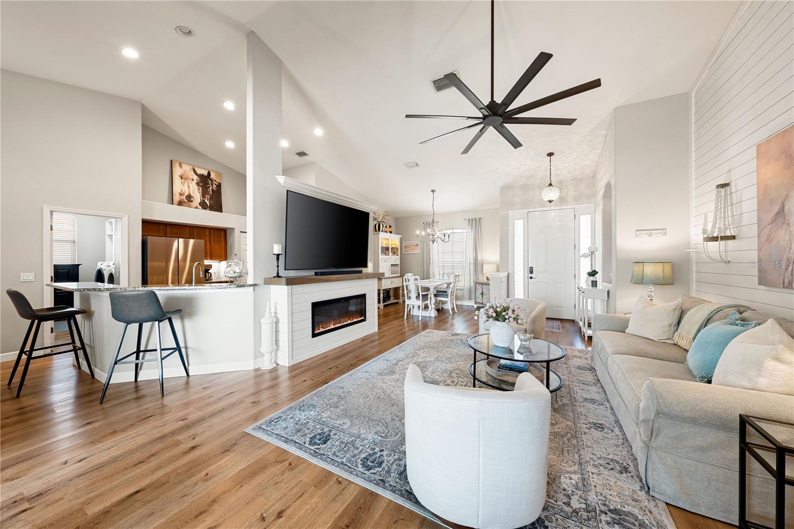 Image 6 of 43 For 6750 64th Terrace E