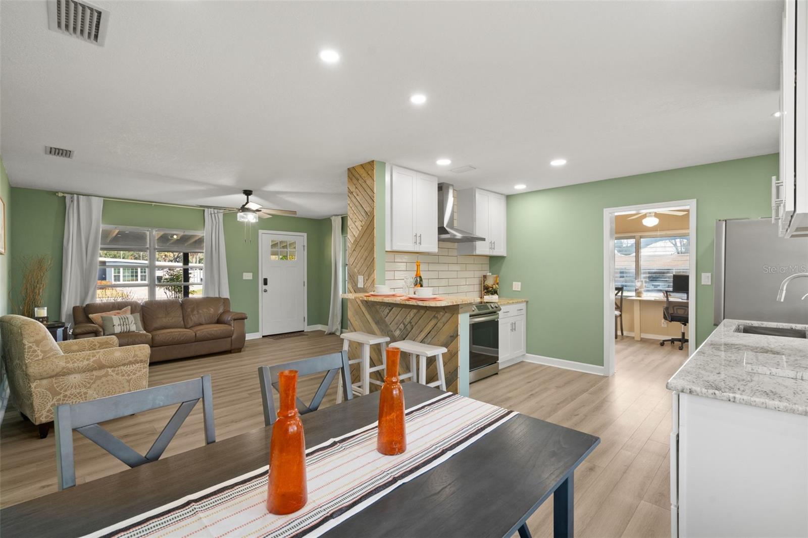 Image 13 of 47 For 1831 Meadowbrook Avenue