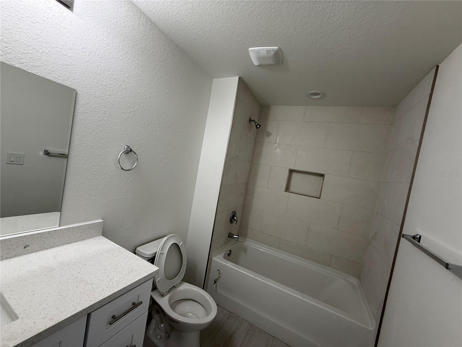 Image 14 of 27 For 1609 Glenan Road