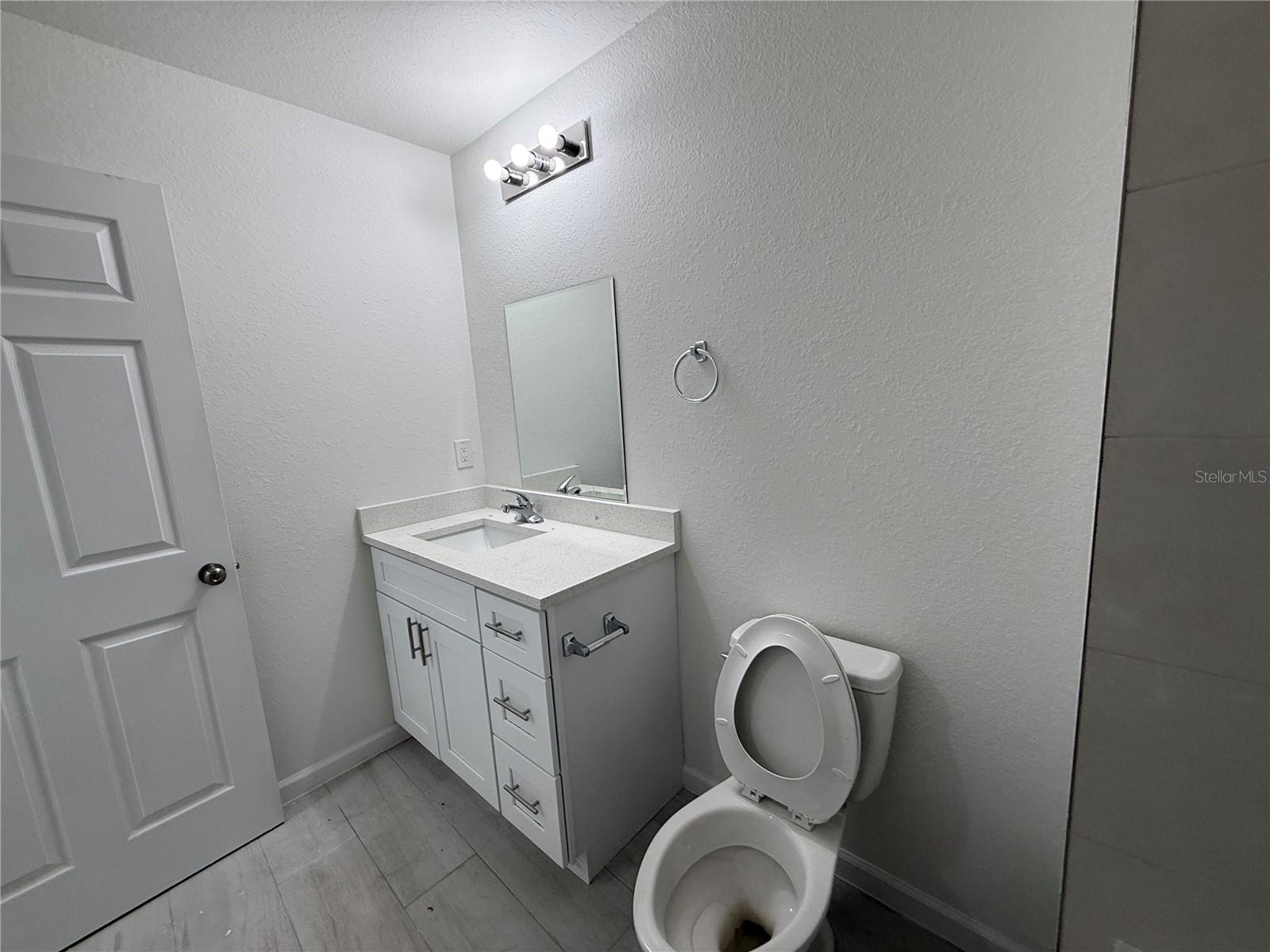 Image 16 of 27 For 1609 Glenan Road