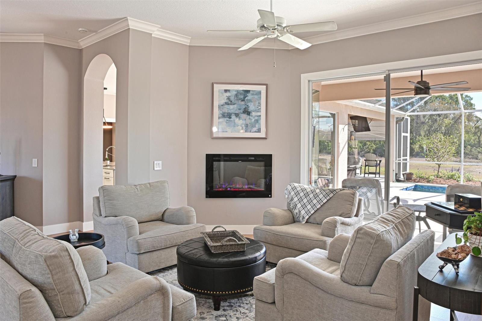 Image 8 of 50 For 12246 Clubhouse Drive