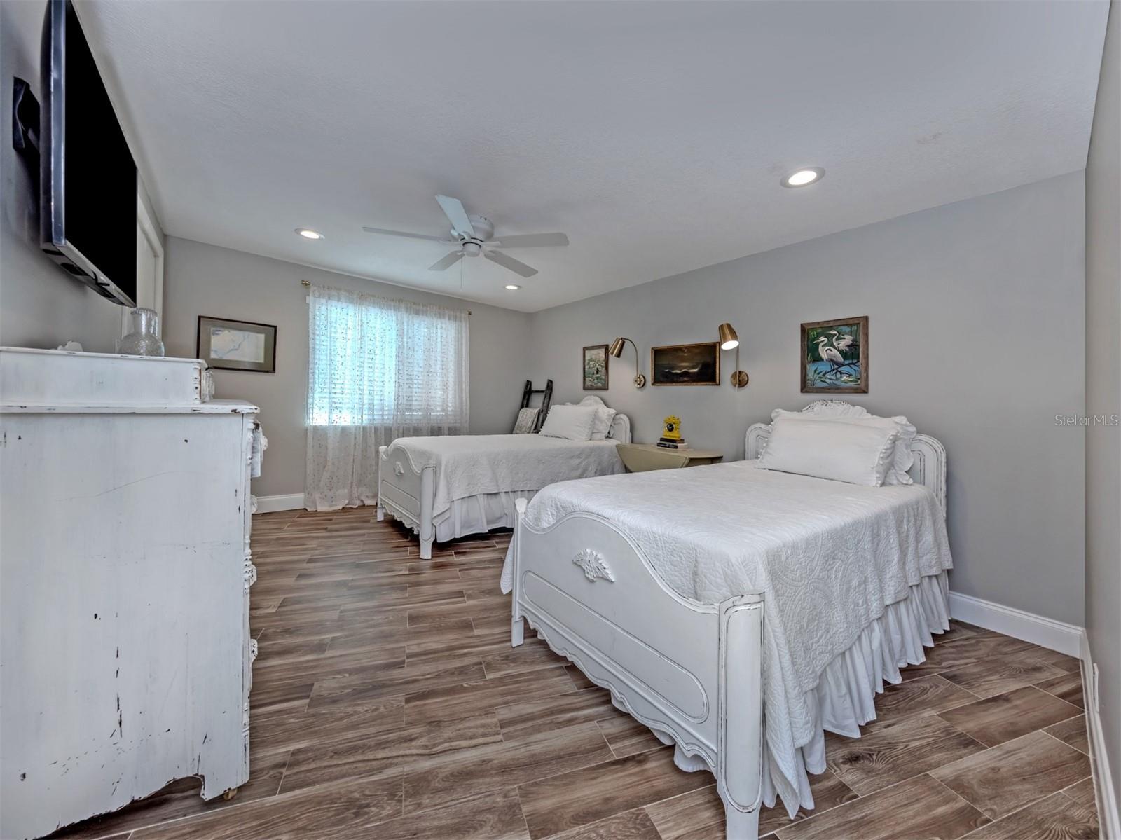 Image 23 of 40 For 4710 Hidden Forest Lane