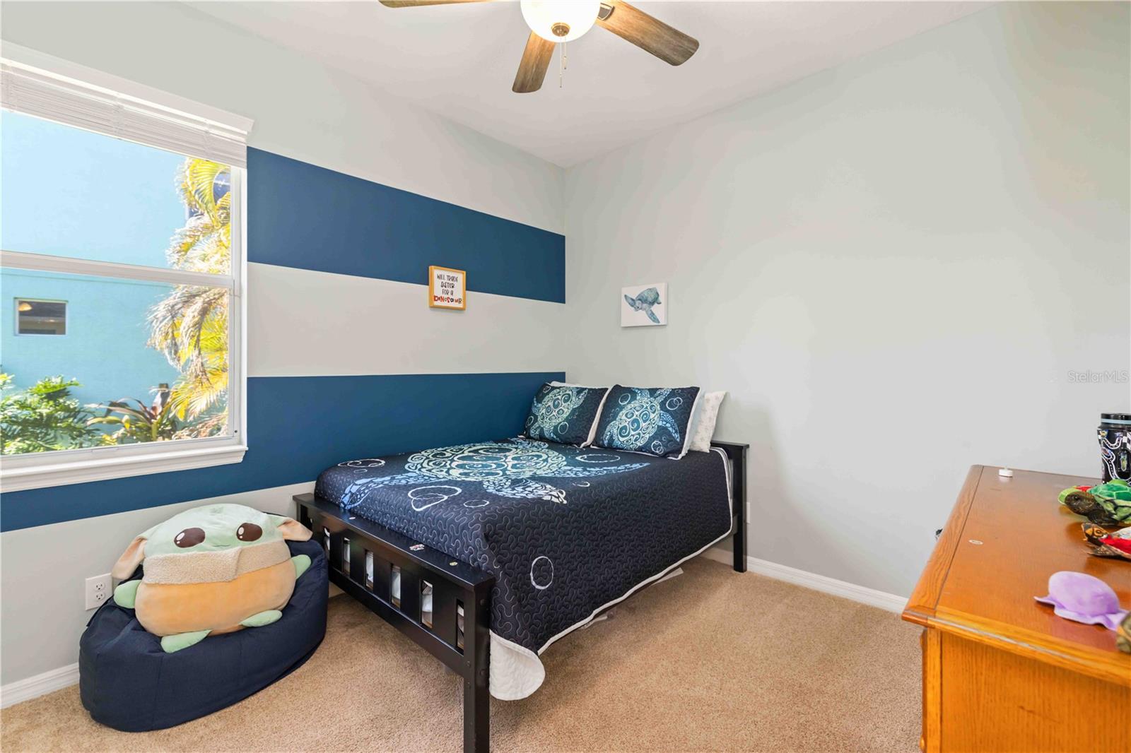 Image 16 of 25 For 5220 Lakehurst Court