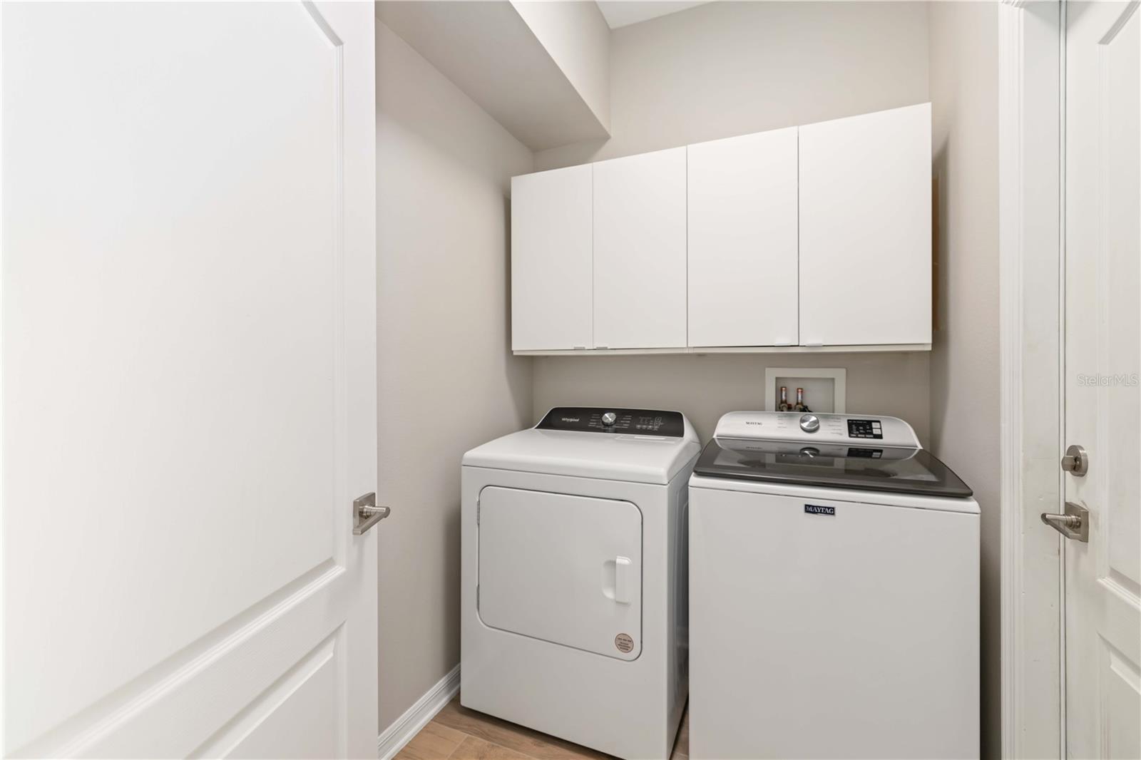 Image 19 of 25 For 5220 Lakehurst Court