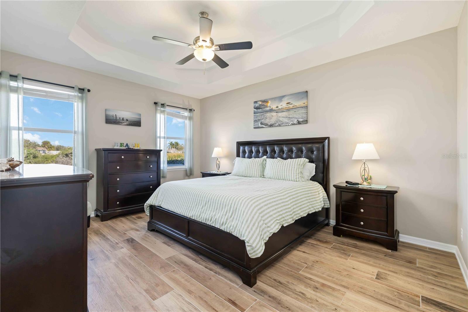 Image 4 of 25 For 5220 Lakehurst Court