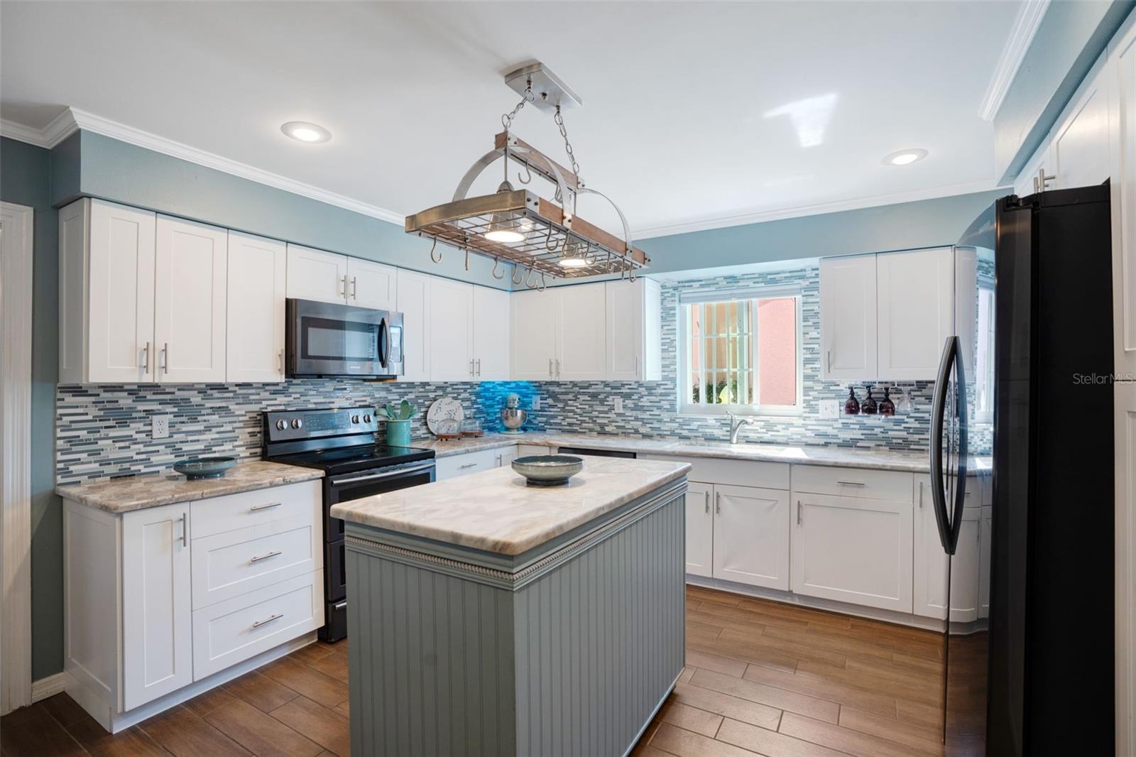 Image 12 of 37 For 3196 Crystal Lakes Court