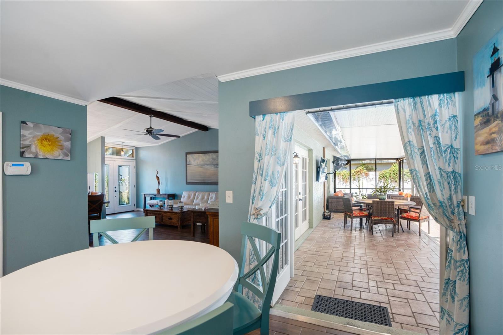 Image 15 of 37 For 3196 Crystal Lakes Court