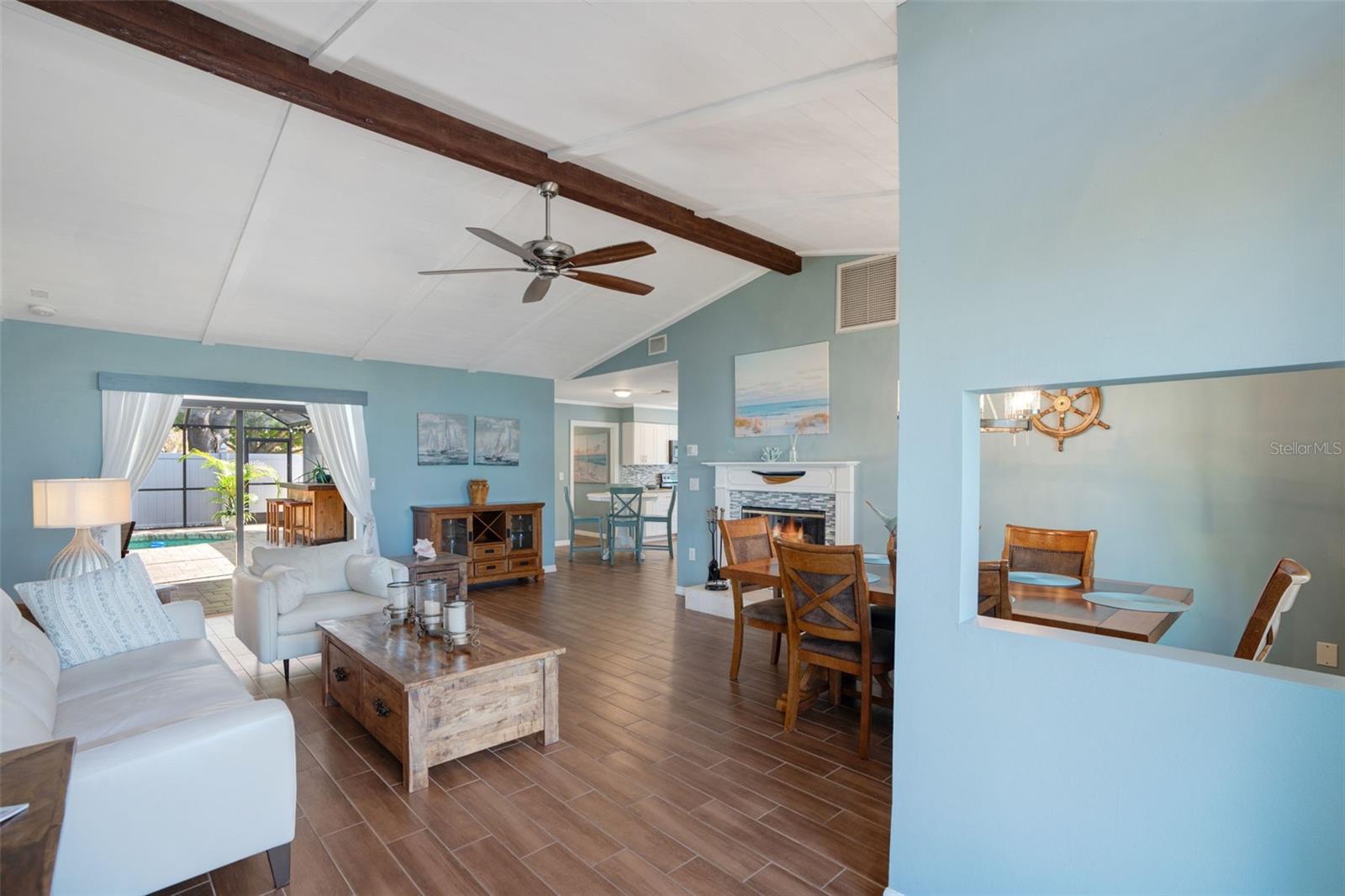 Image 6 of 37 For 3196 Crystal Lakes Court