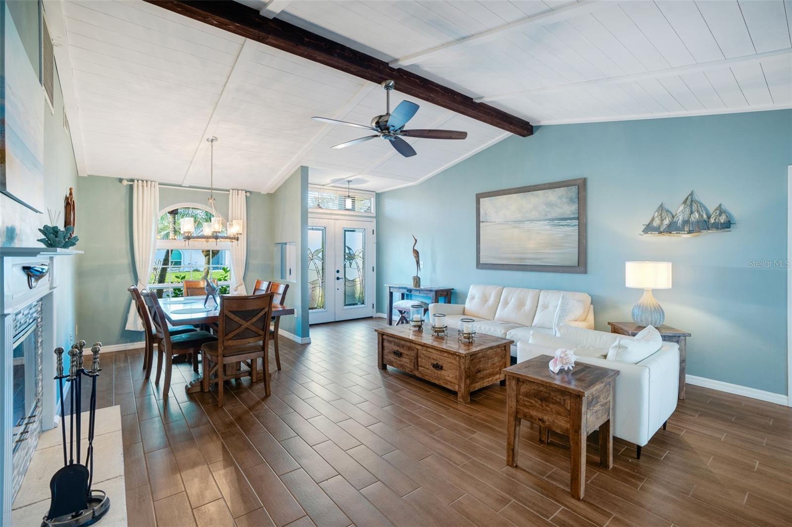 Image 8 of 37 For 3196 Crystal Lakes Court