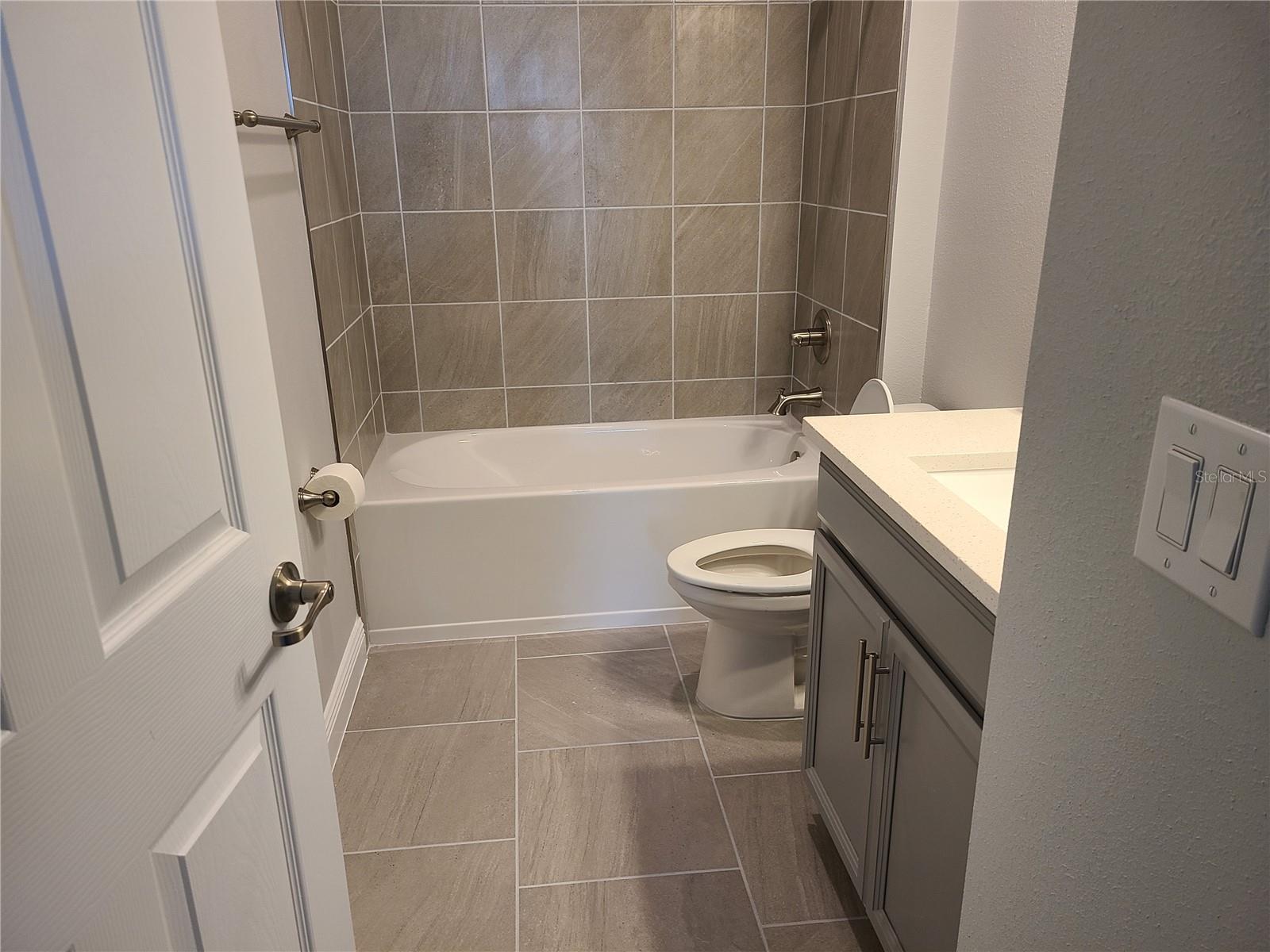 Image 14 of 24 For 11732 Richmond Trail