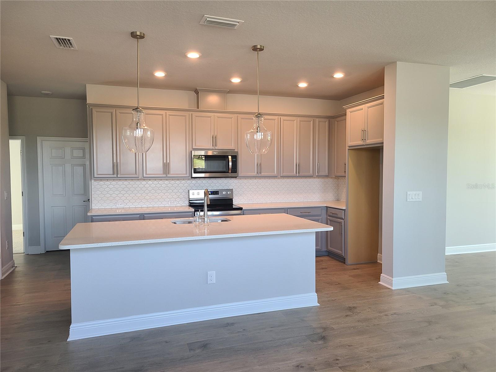 Image 4 of 24 For 11732 Richmond Trail