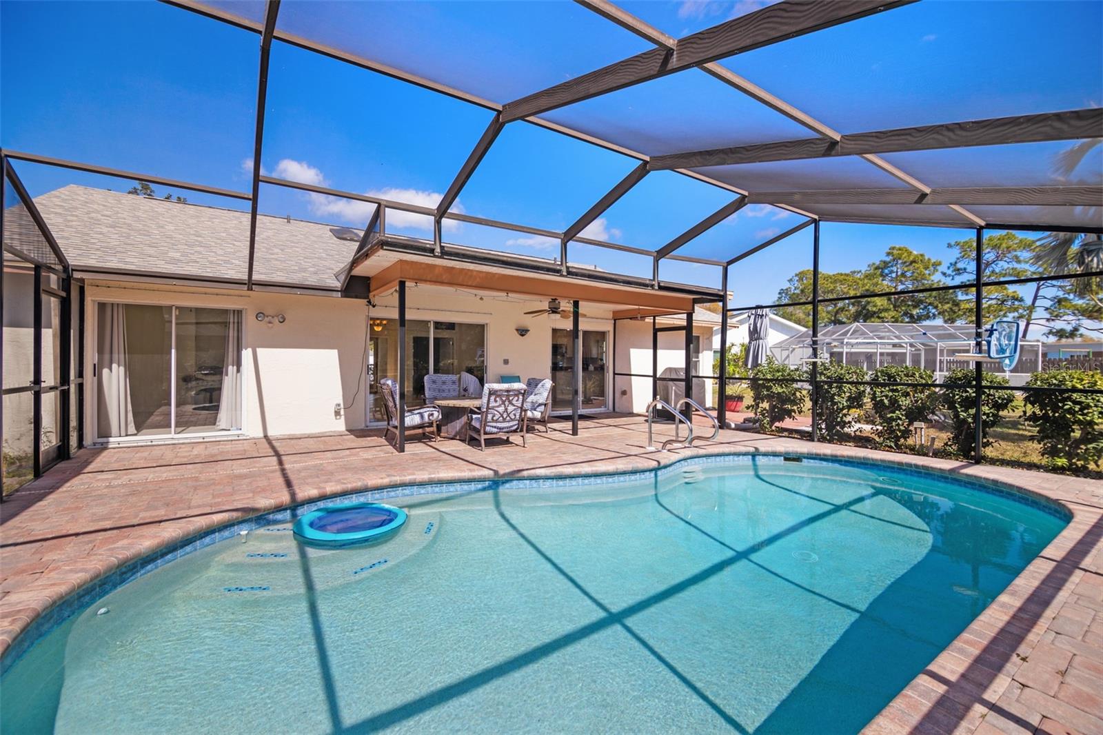 Image 12 of 17 For 7135 Queen Palm Circle