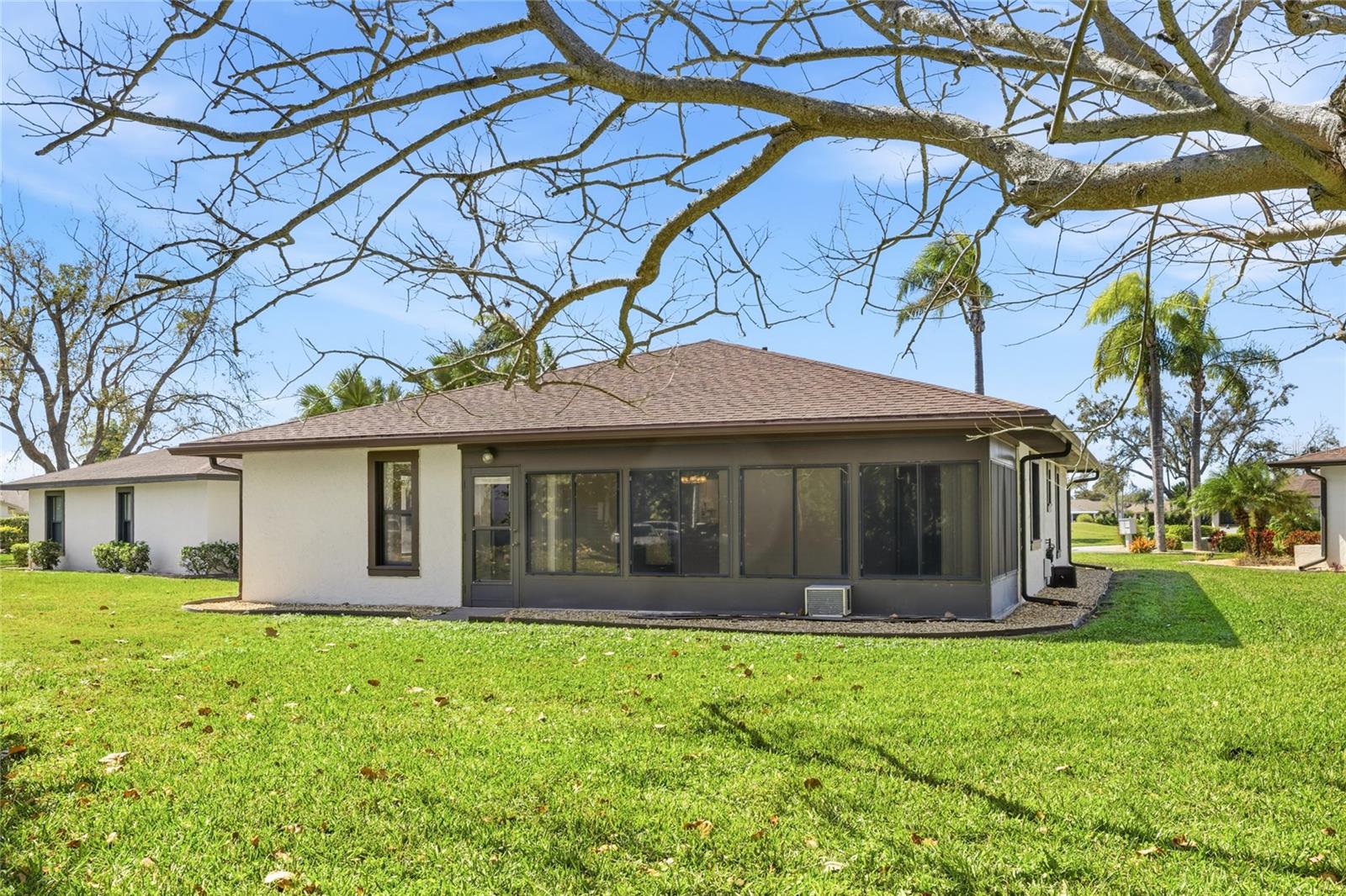 Image 19 of 22 For 6204 Heritage Lane