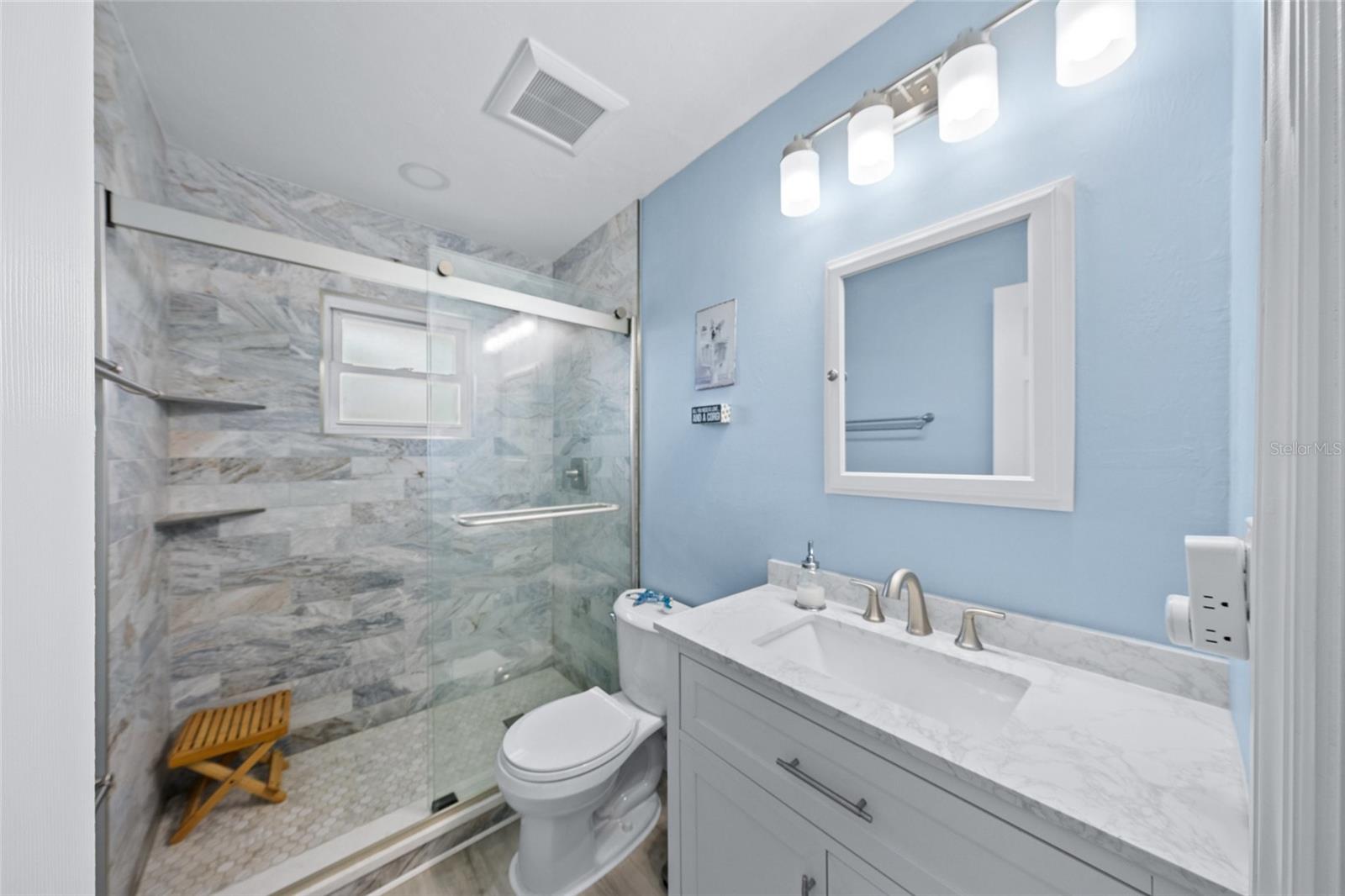 Image 18 of 34 For 691 Gulf Bay Road