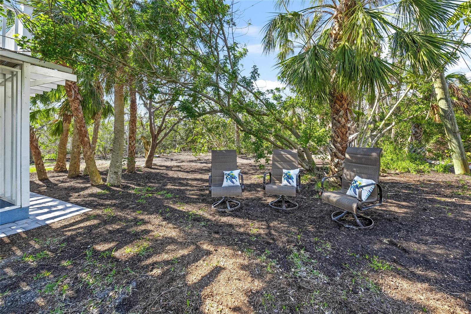 Image 23 of 34 For 691 Gulf Bay Road