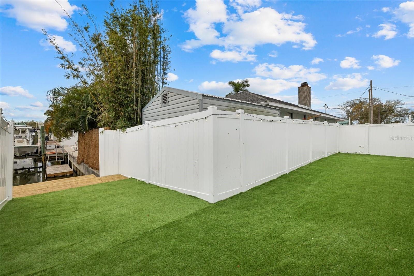 Image 20 of 29 For 912 21st Avenue W