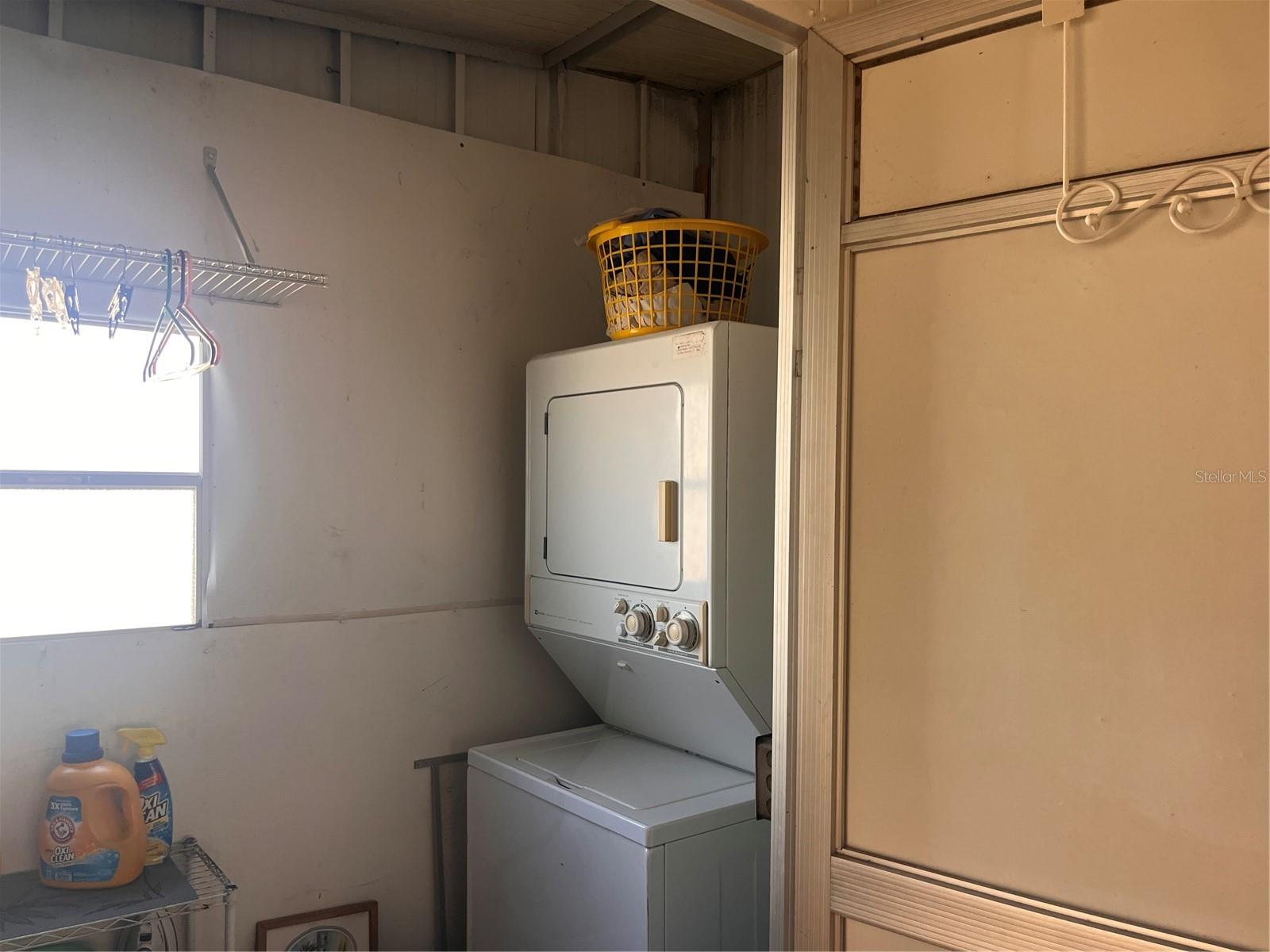 Image 11 of 14 For 5316 53rd Avenue E H12