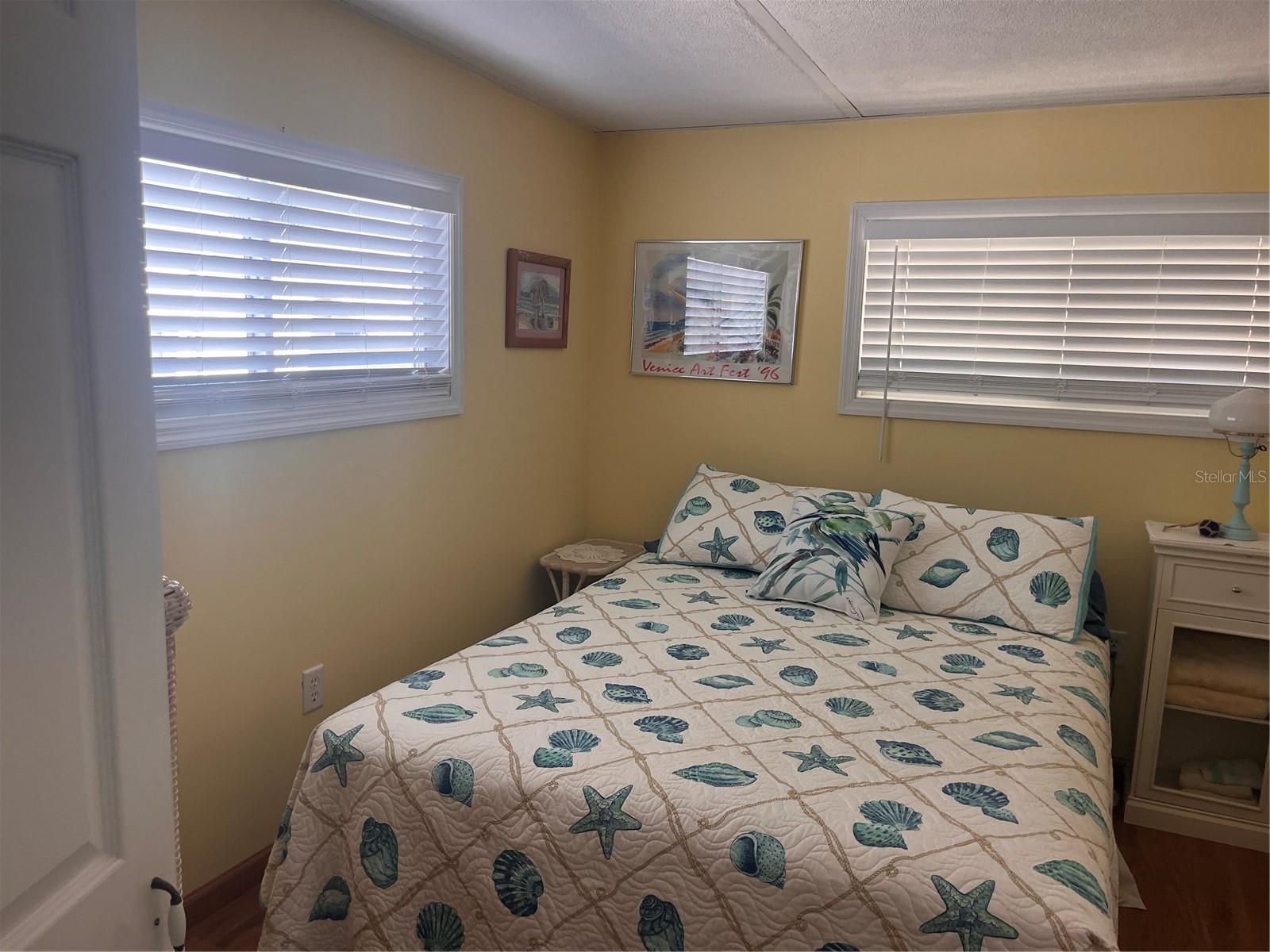 Image 8 of 14 For 5316 53rd Avenue E H12