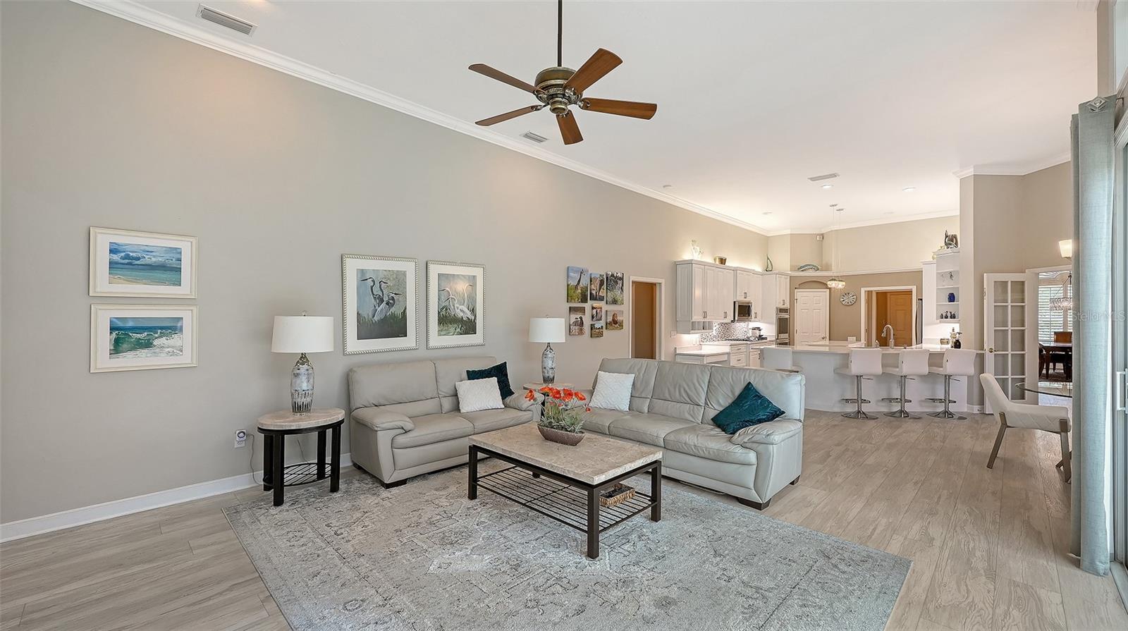 Image 20 of 53 For 7310 Chatsworth Court