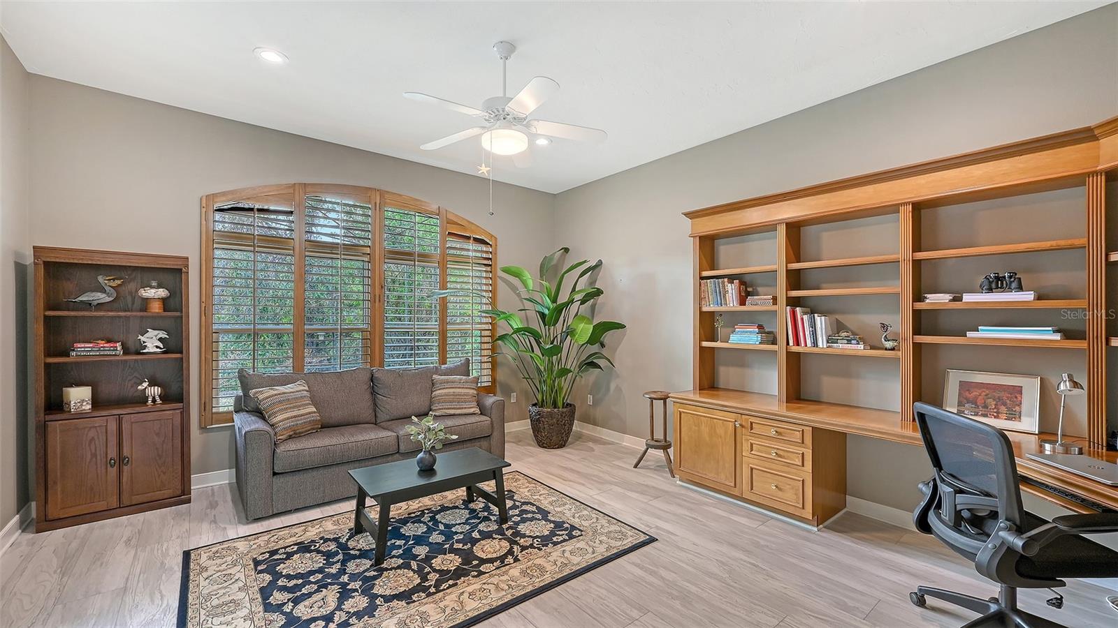 Image 33 of 53 For 7310 Chatsworth Court